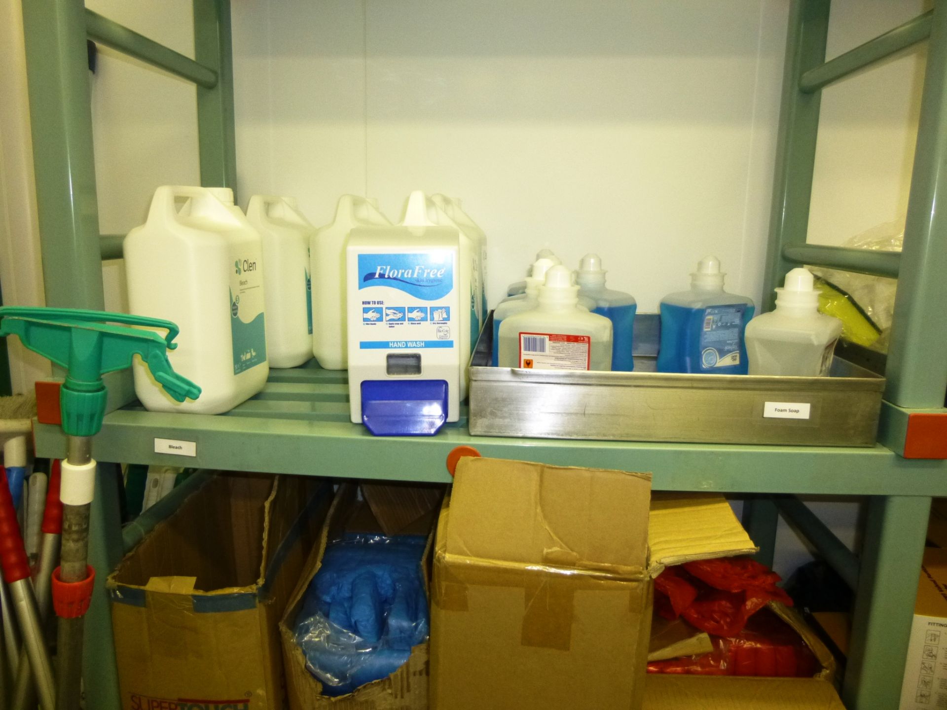 Quantity of cleaning consumables - Image 3 of 8
