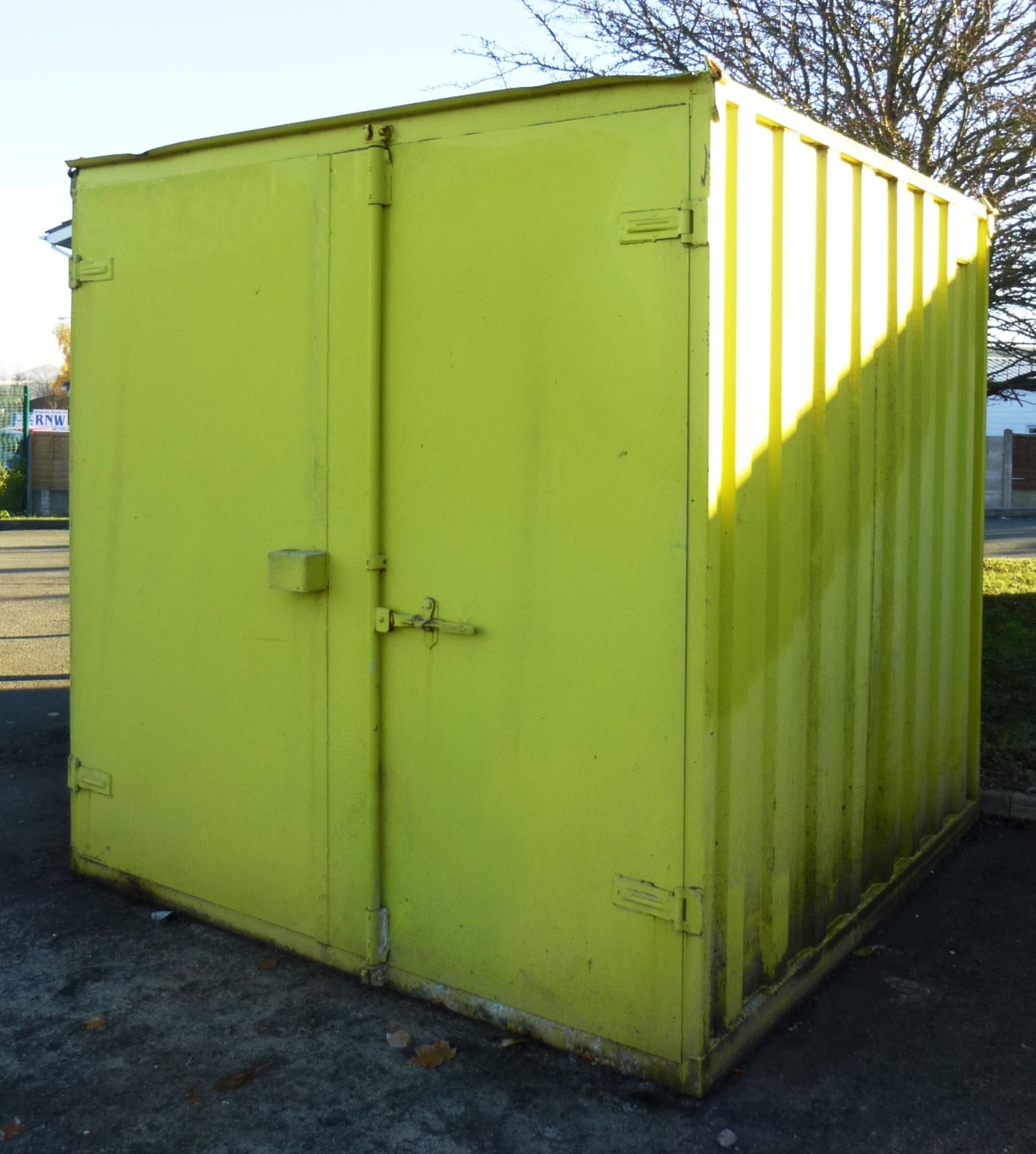 Yellow site container