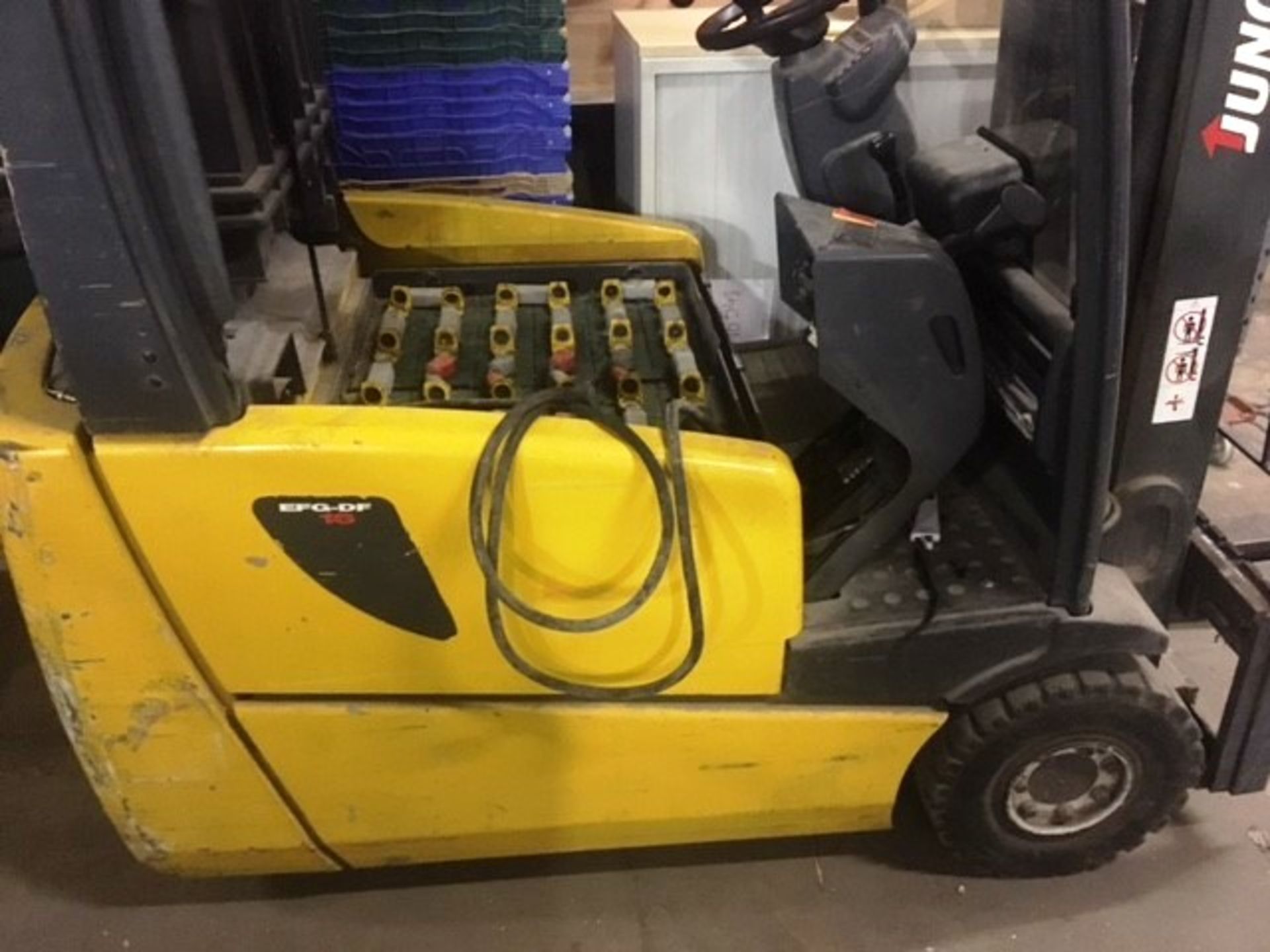 Jungheinrich EFG-DF 16 Electric Forklift w/ Charger - Image 2 of 3