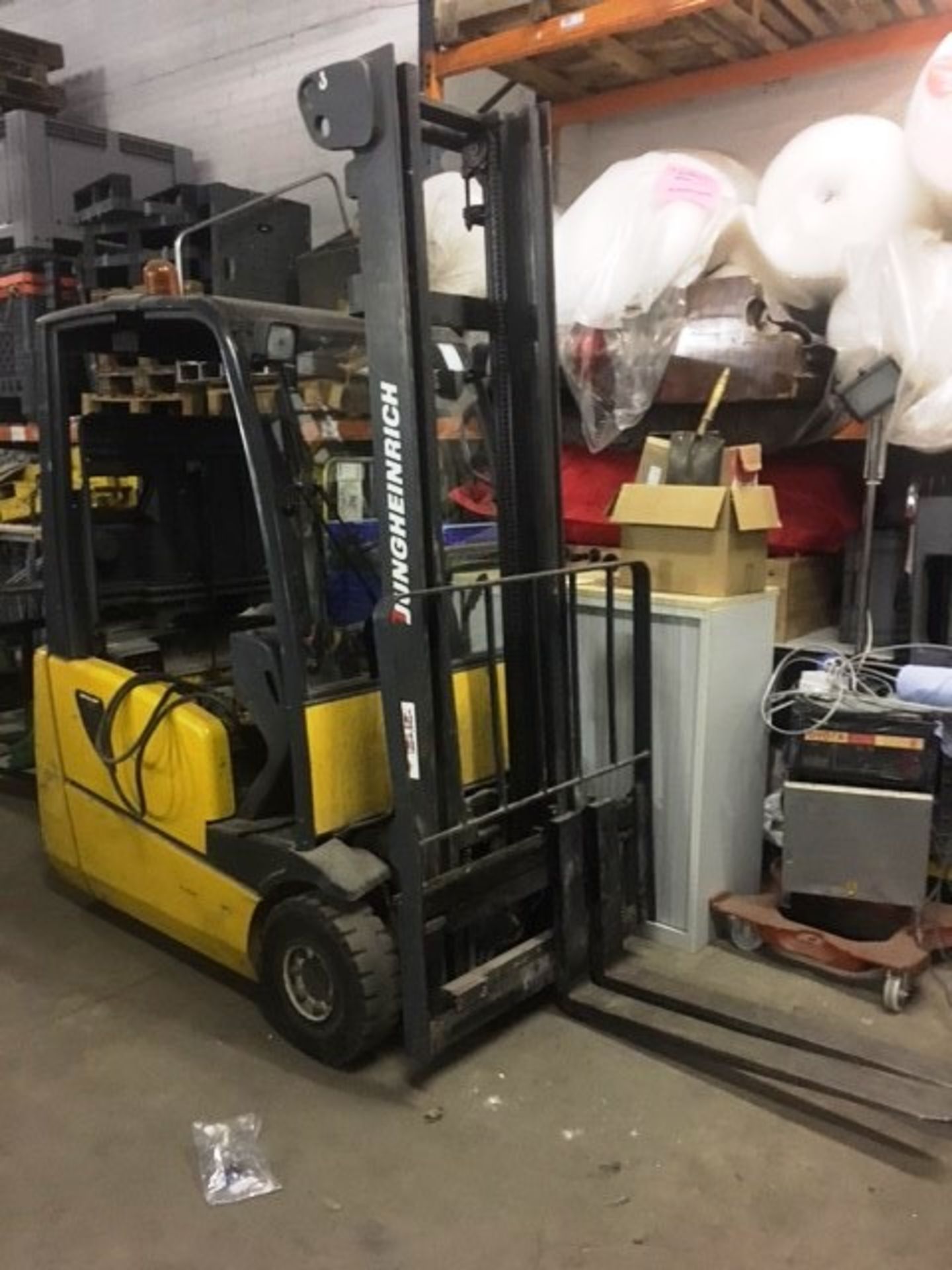 Jungheinrich EFG-DF 16 Electric Forklift w/ Charger