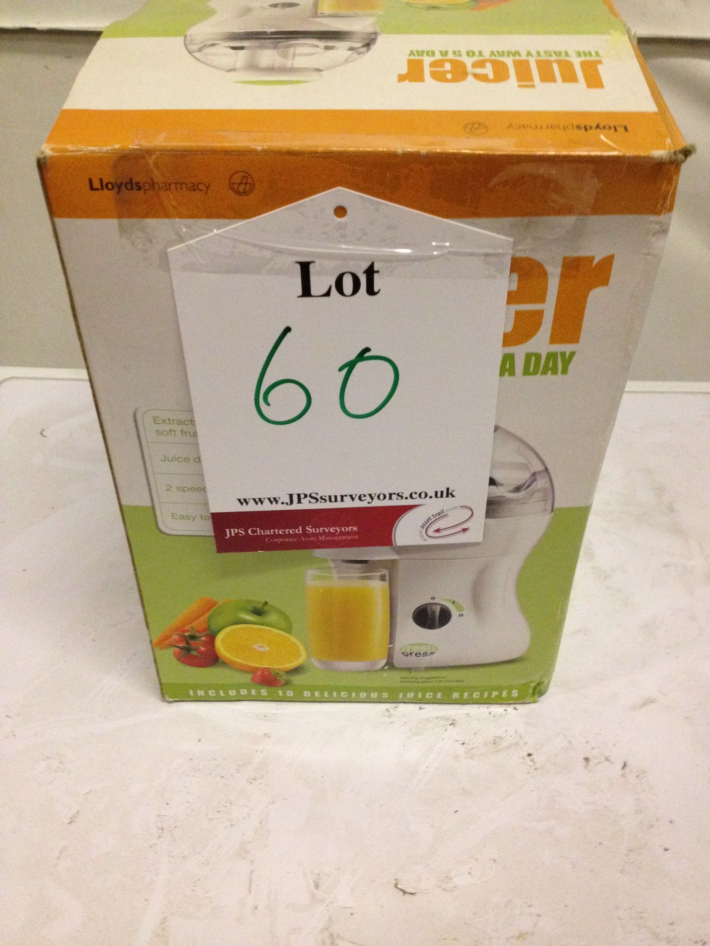 LloydsPharmacy Juicer Machine - Power Consumption:300w