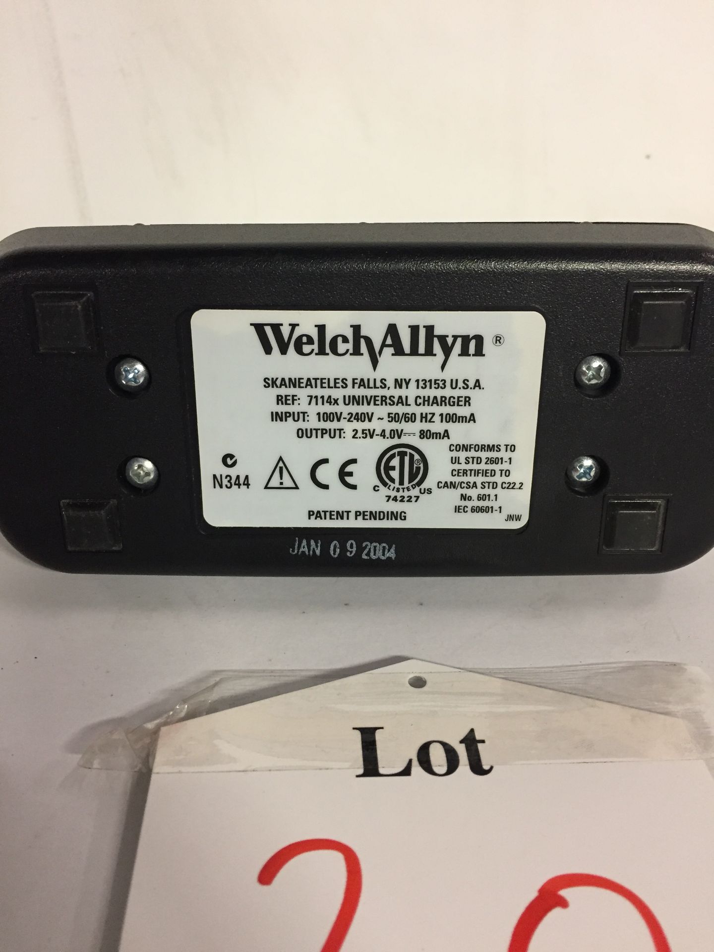 Welch Allyn Universal charger, Ref-7114x - Image 3 of 3