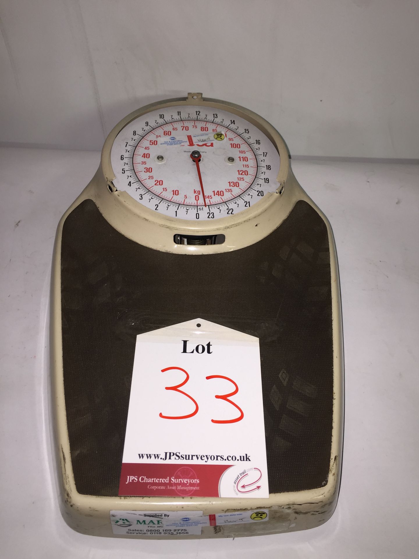 Seca Dial Weighing scales in Brown