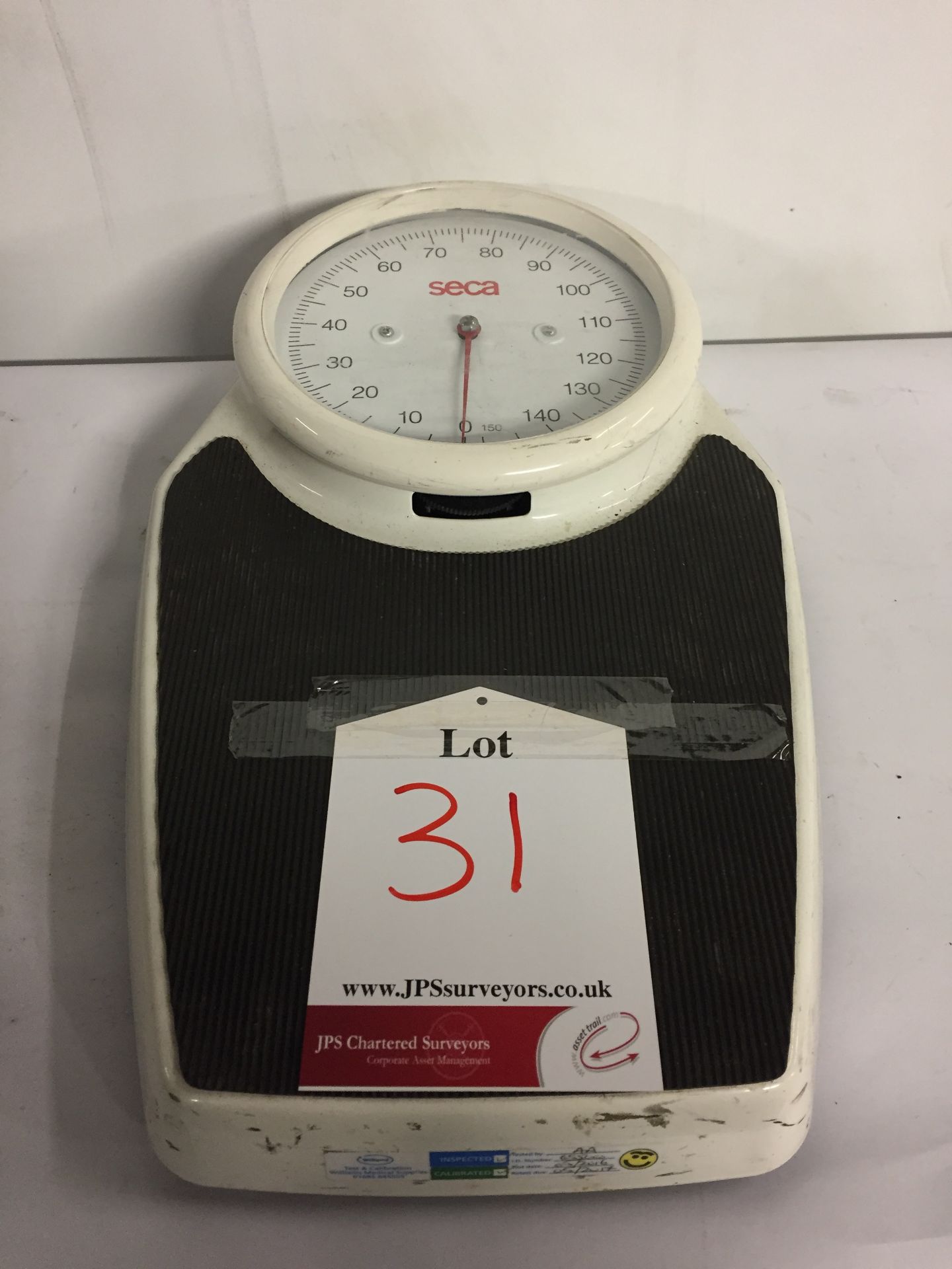 Seca Dial Weighing scales in White