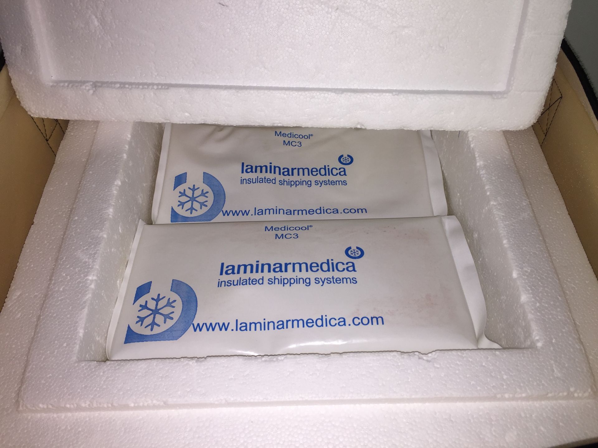 Laminor medica, insulated shipping system box - Image 3 of 3