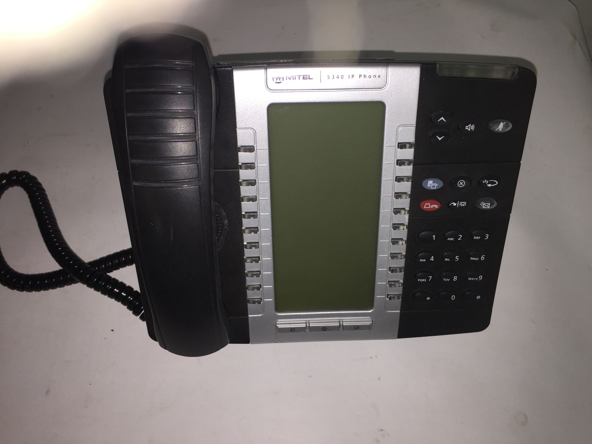 8 Mitel 5340 office IP phones - Image 2 of 4