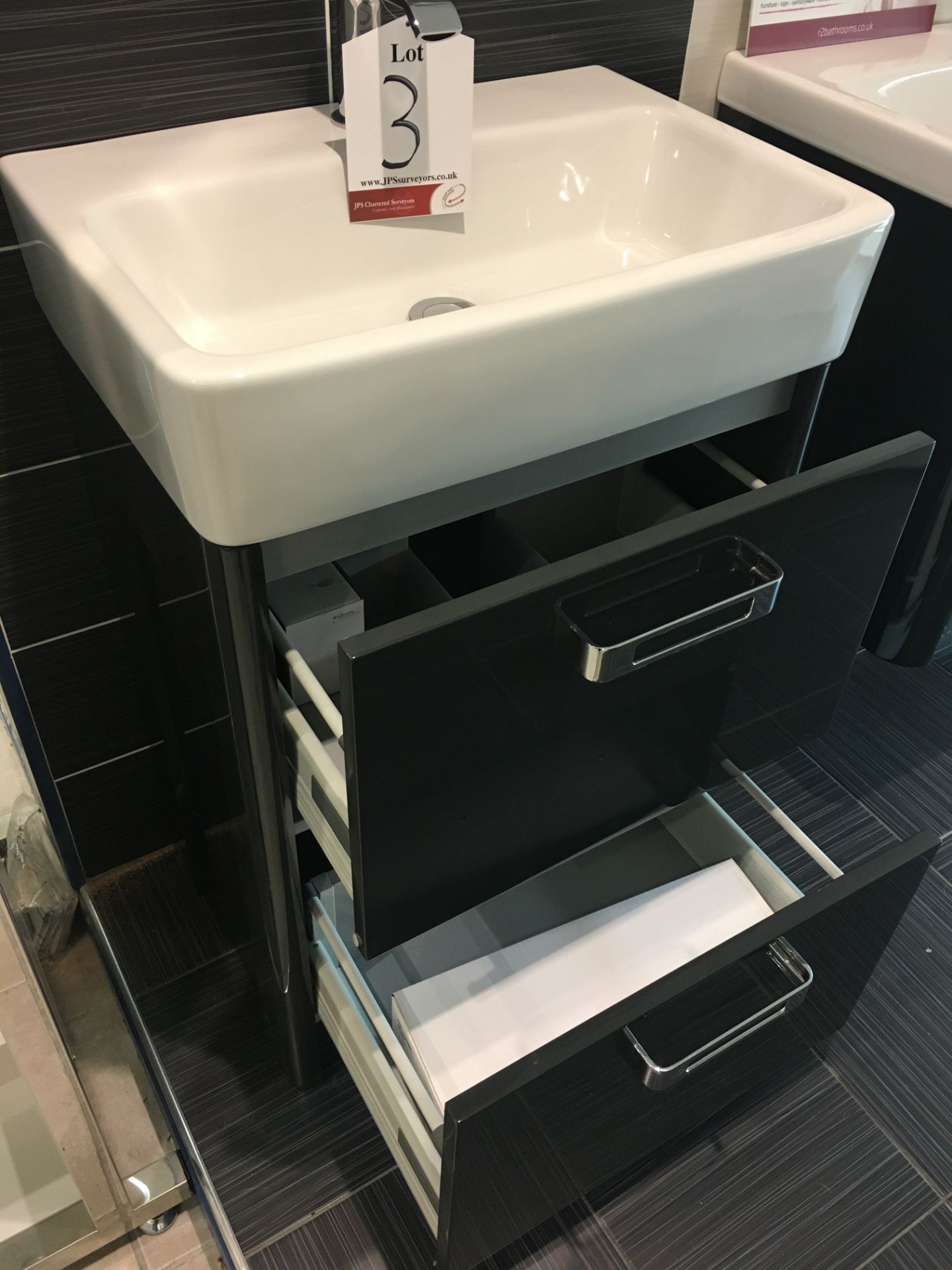 Contour floorstanding vanity unit & tap - Image 4 of 4