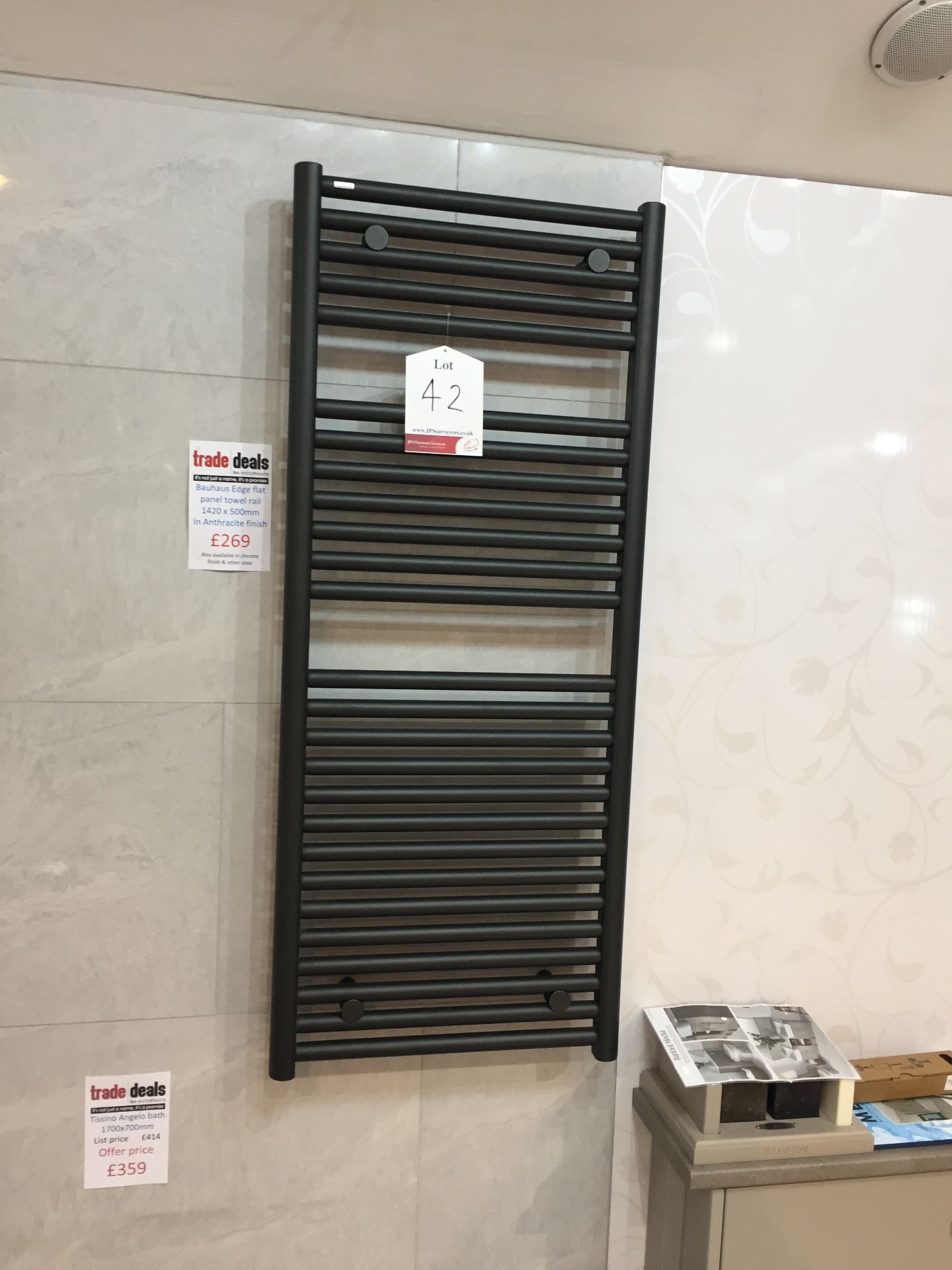 Bauhaus Edge flat panel towel rail (1420x500mm) in anthracite finish RRP - £269