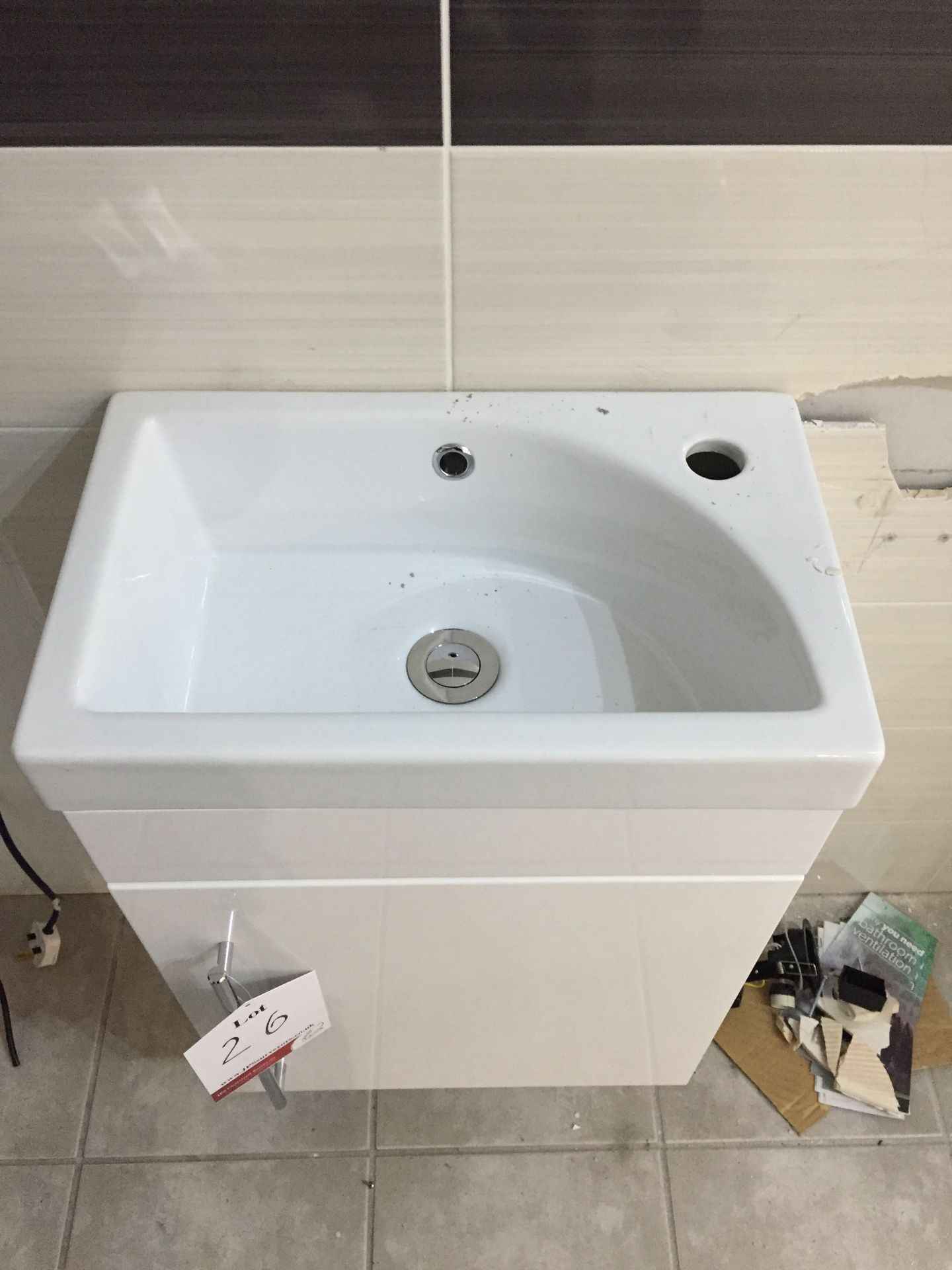 Wall mounted gloss white vanity unit (460mm) - Image 2 of 3