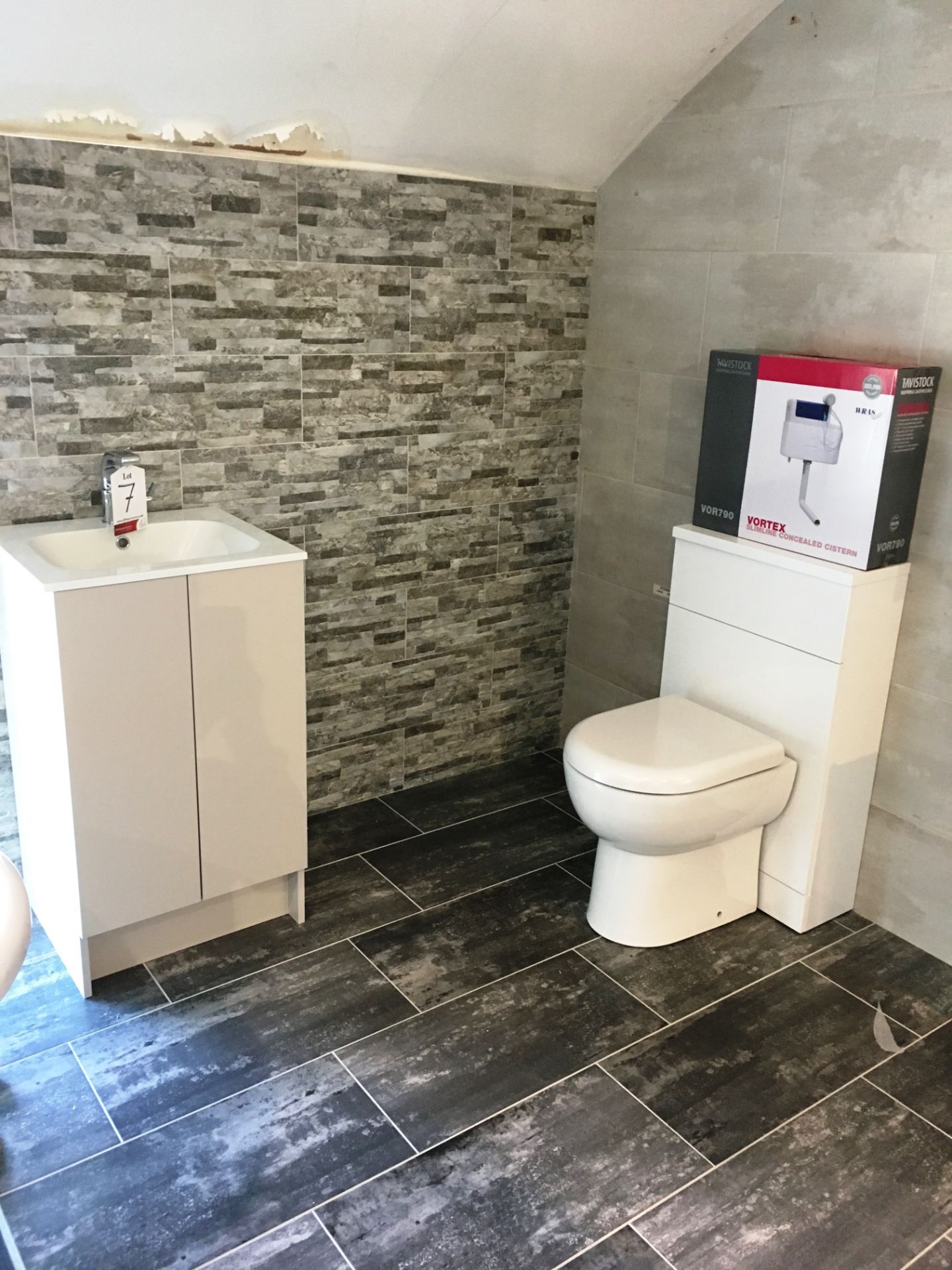 Floor standing 510mm vanity unit w/ sink & tap w/ 500mm WC unit w/ WCpan & soft close seat