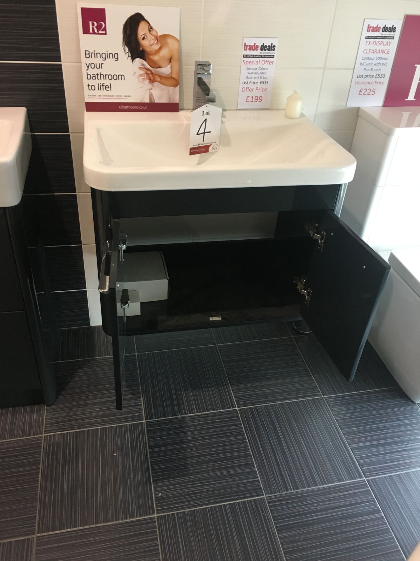 Contour 700mm wall mounted basin unit & tapContour 500mm WC unit w/ WC pan & seatTotal RRP - £424 - Image 4 of 9