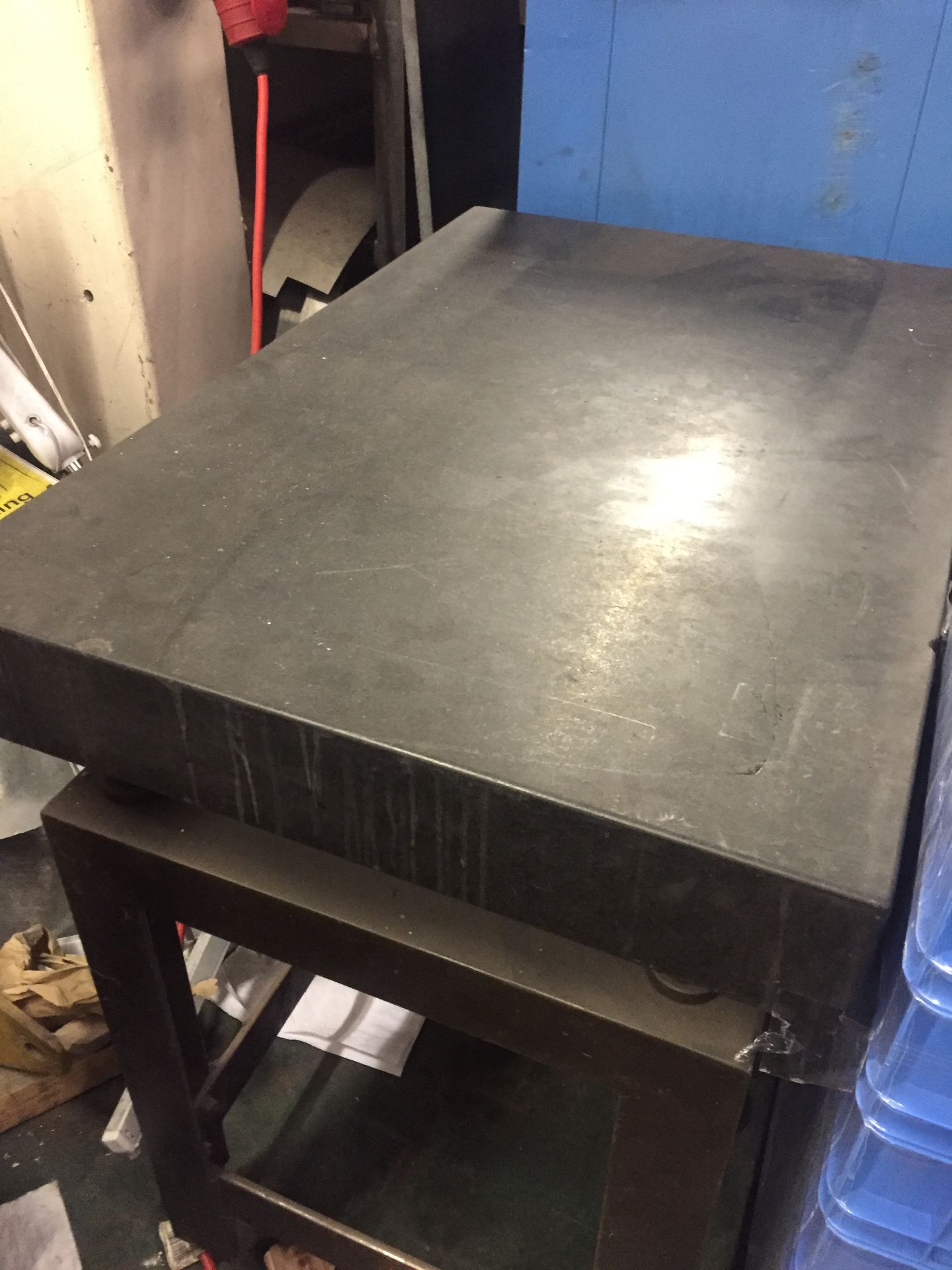 Crown granite surface table on steel frame, 91 x 61 cm