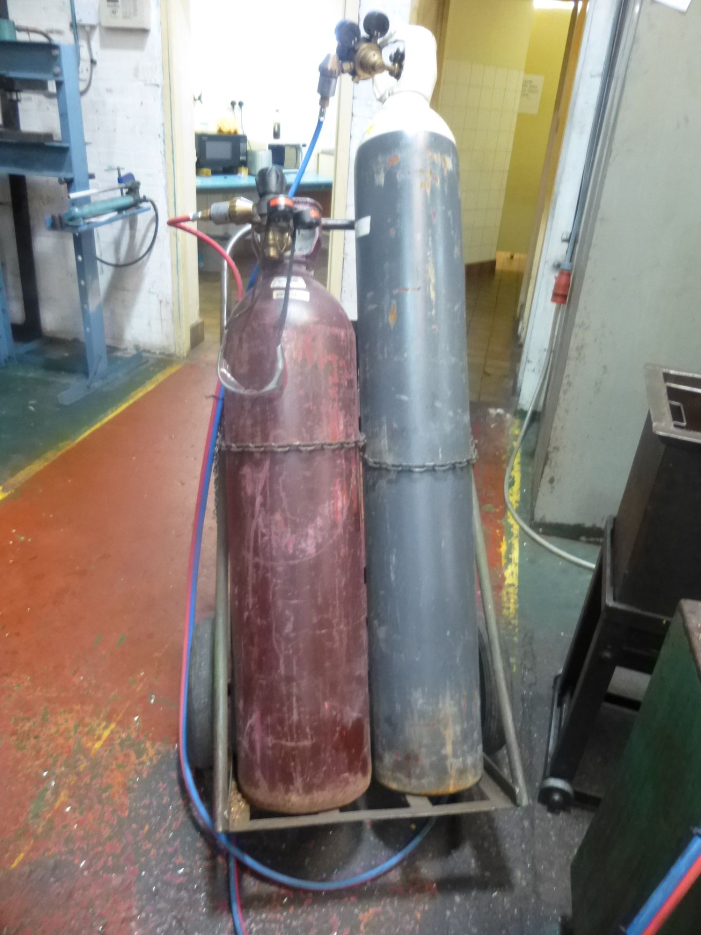 2 gas bottle trolley with oxyacetylene torch