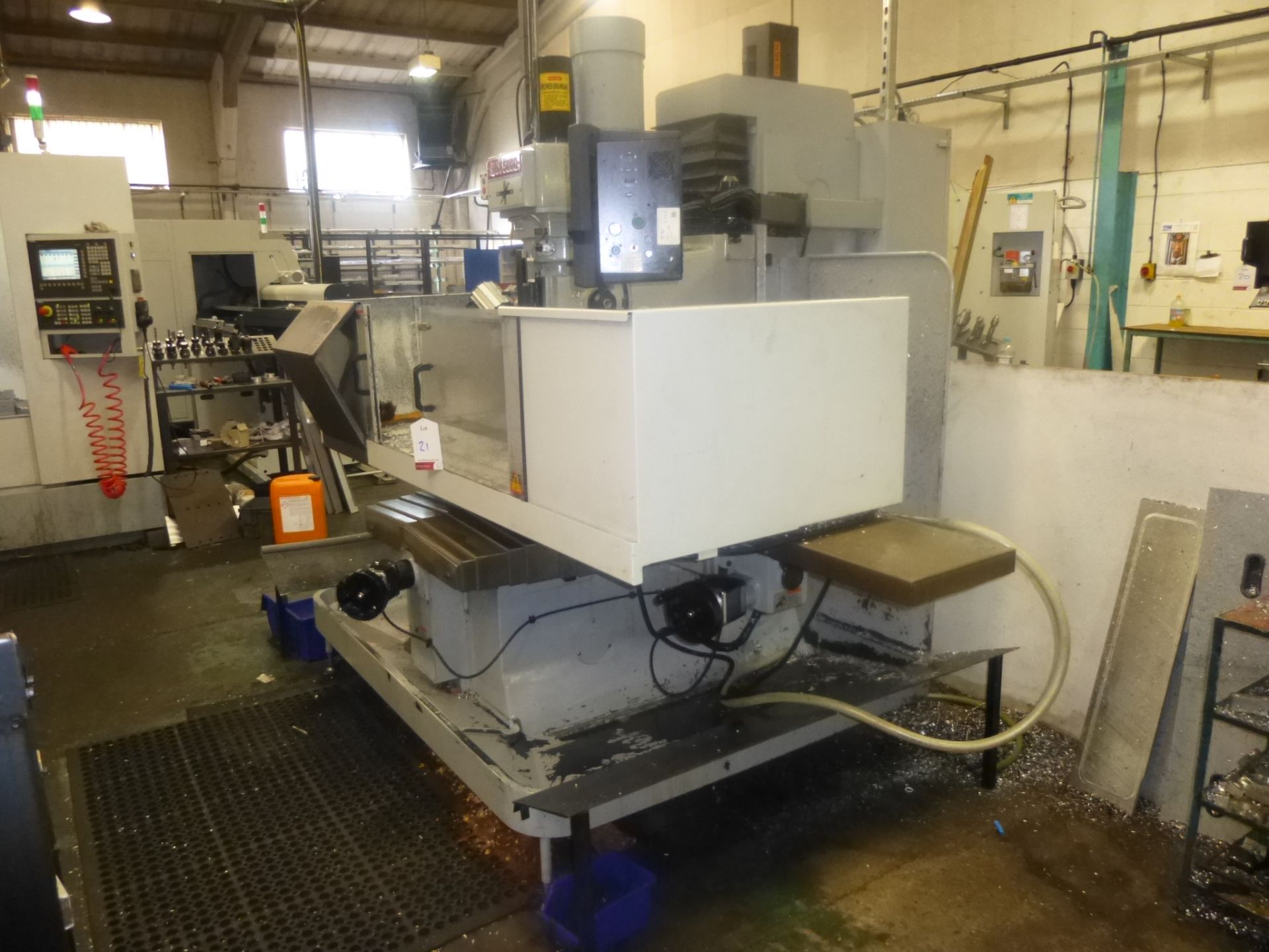 2012 | XYZ SMX5000 bed milling machine - Image 3 of 11