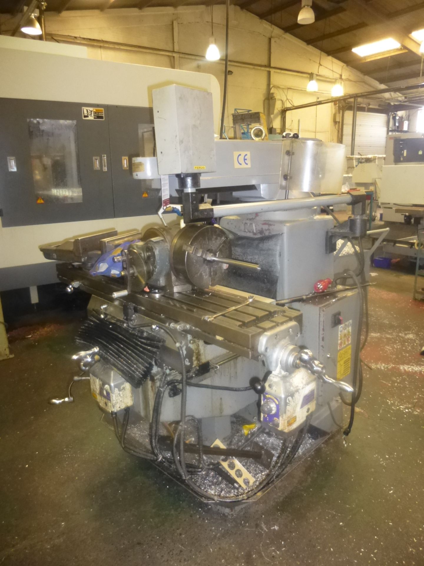 Chester 1050VS Horizontal / Vertical / Universal turret milling machine