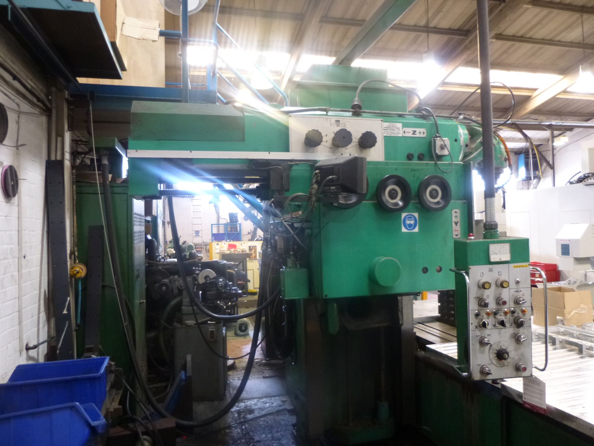 Butler Elgamill travelling column universal milling machine with universal head and 5 x 1.2 m T slot - Image 11 of 25