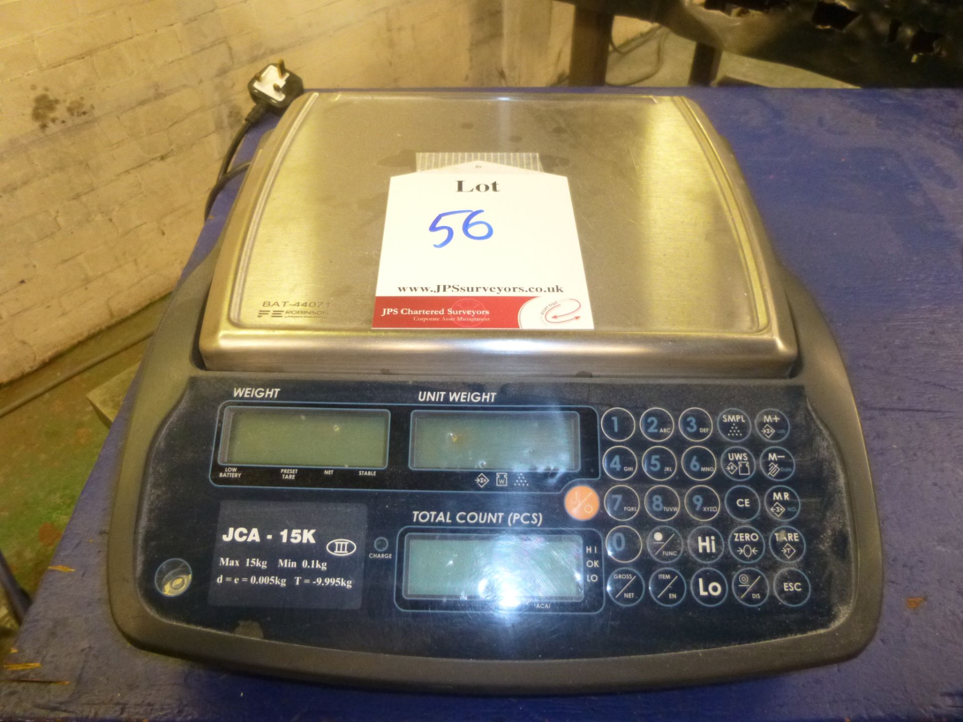 Jadever SCA-15k counting electronic scale 15kg x 0.1kg - Image 2 of 2