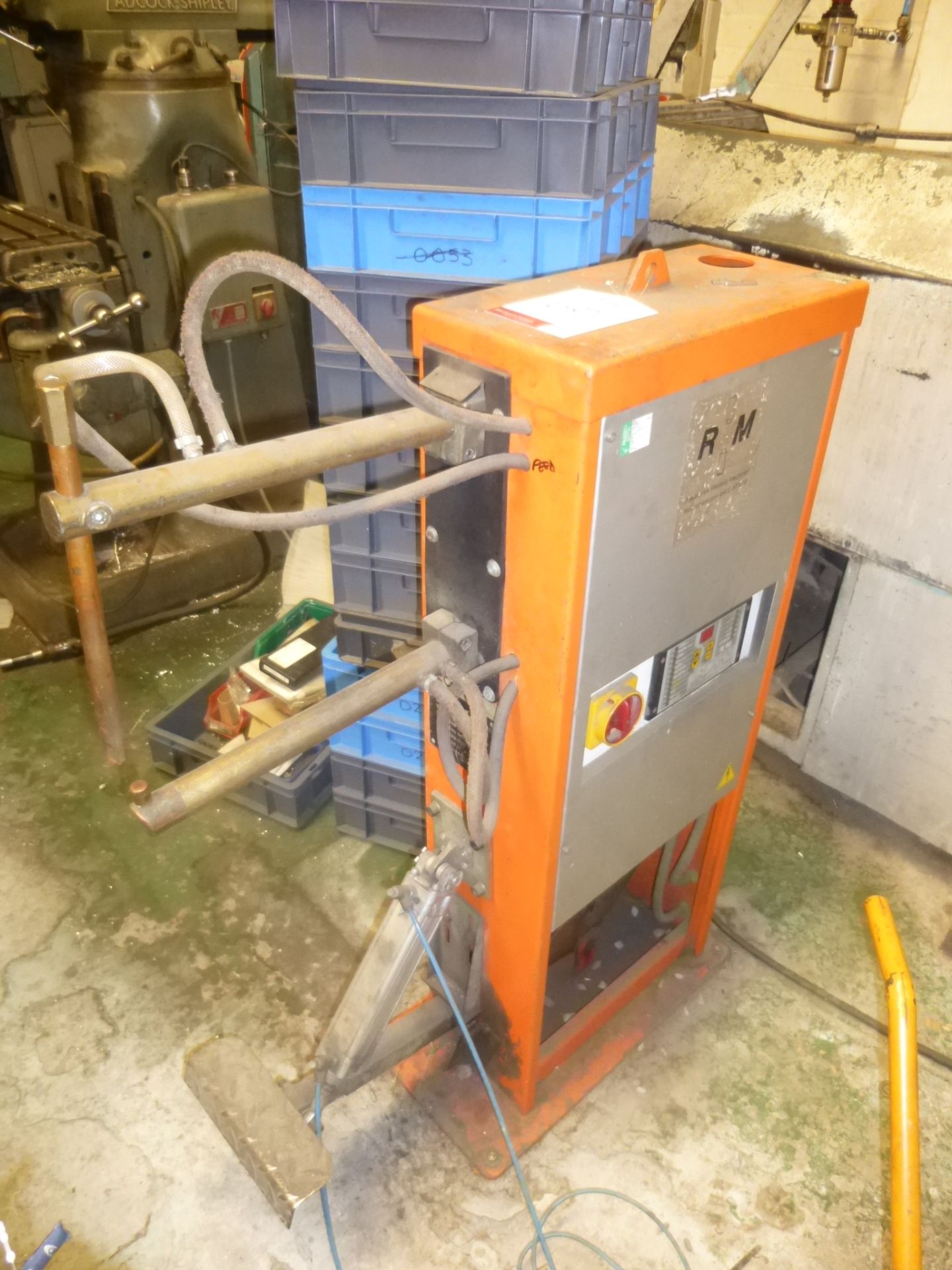 RM 3406N resistance welder