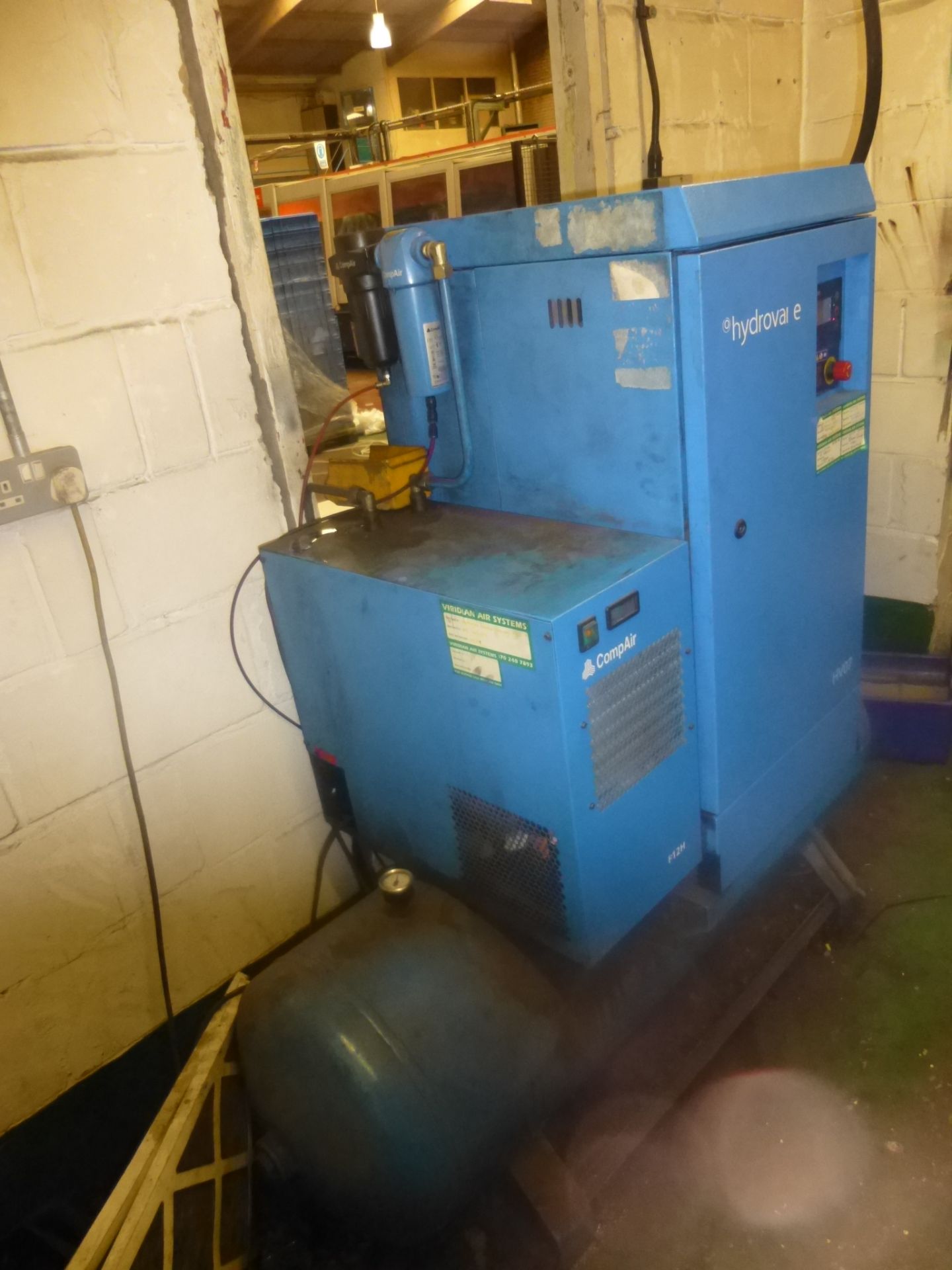 Hydrovane compare HV07 receiver mounted air compressor - Image 2 of 3