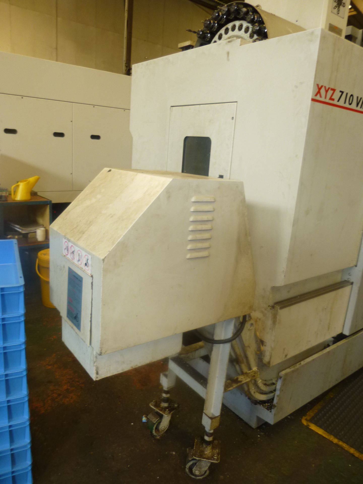 2009 | XYZ 710 VMC vertical milling centre - Image 6 of 12