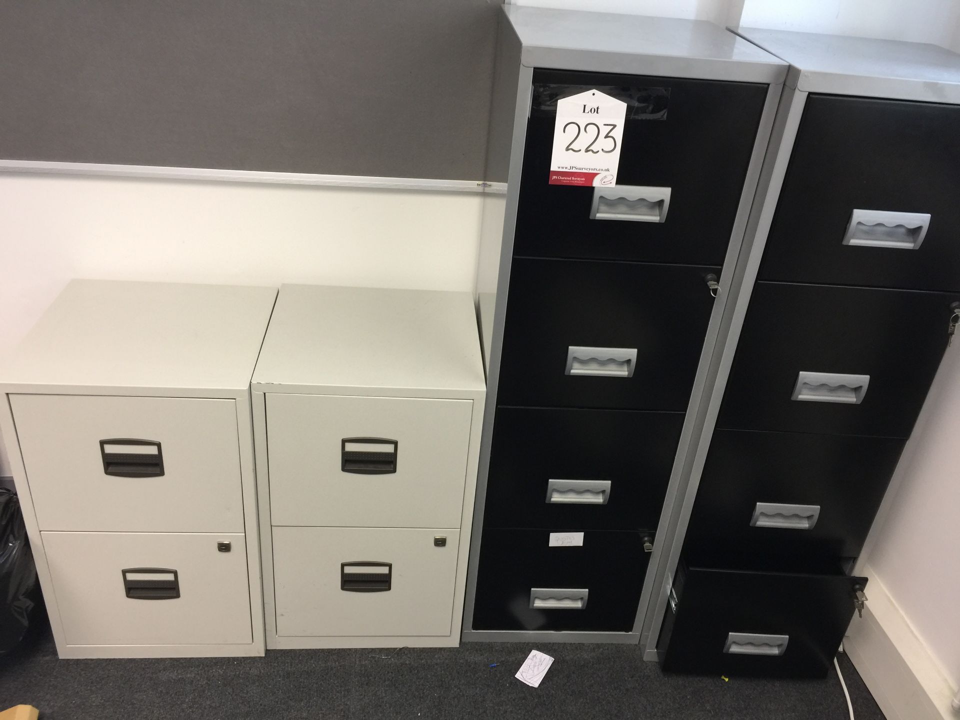 2 x two drawer filing cabinets | 2 x four drawer filing cabinets | 2 x two door stationery cupboard - Image 2 of 2