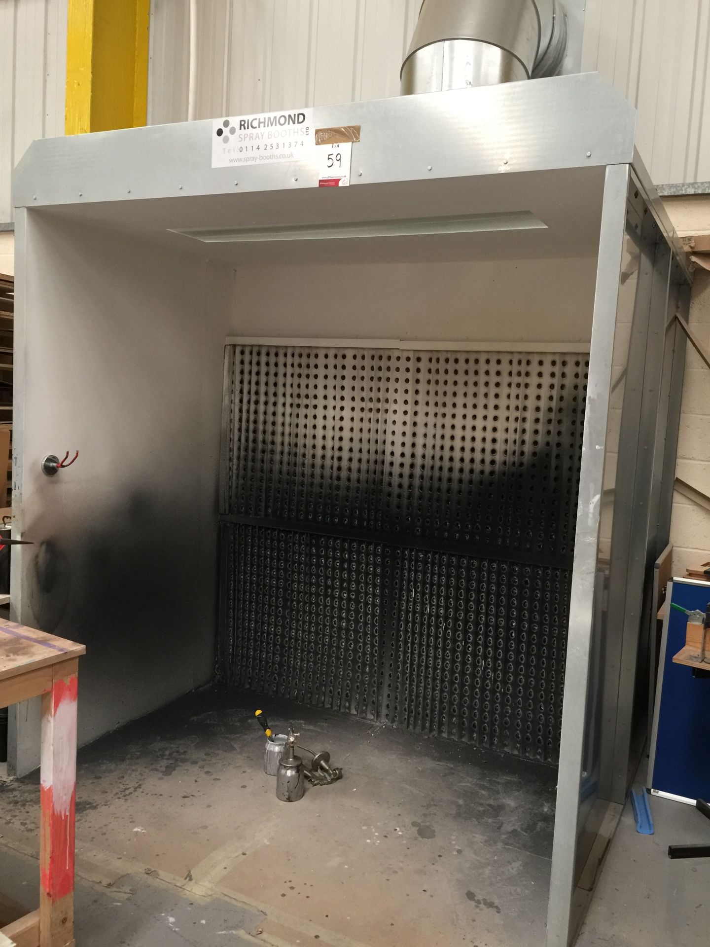 Richmond Spray Booth (220 cm wide) with 2 Spray Guns