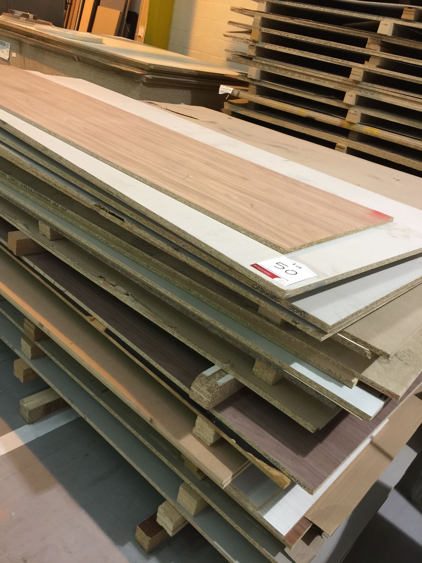 3 x Pallets of assorted sizes | chipboard - Image 3 of 4