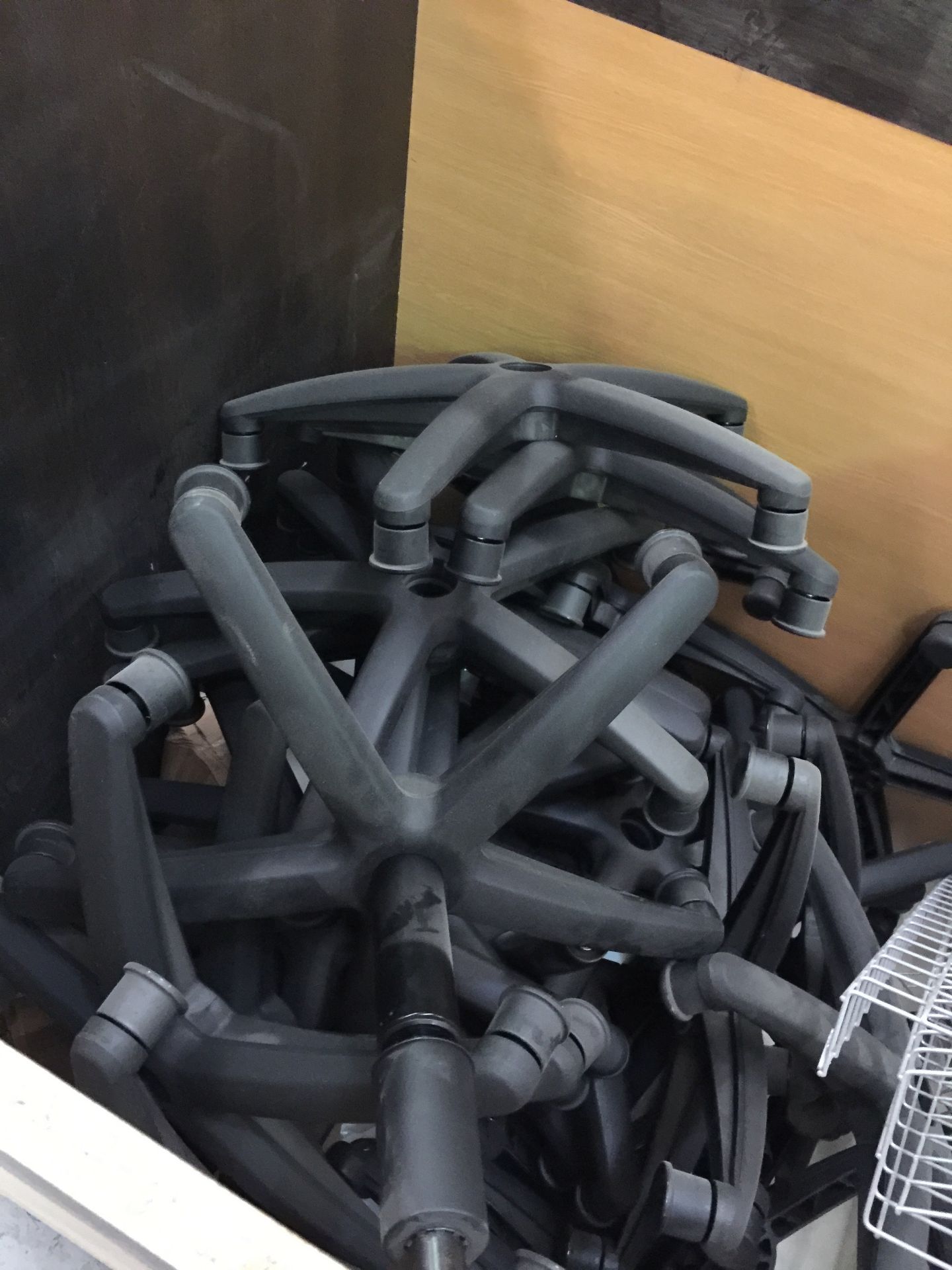 Quantity of swivel office chairs (bases only) - Image 3 of 6