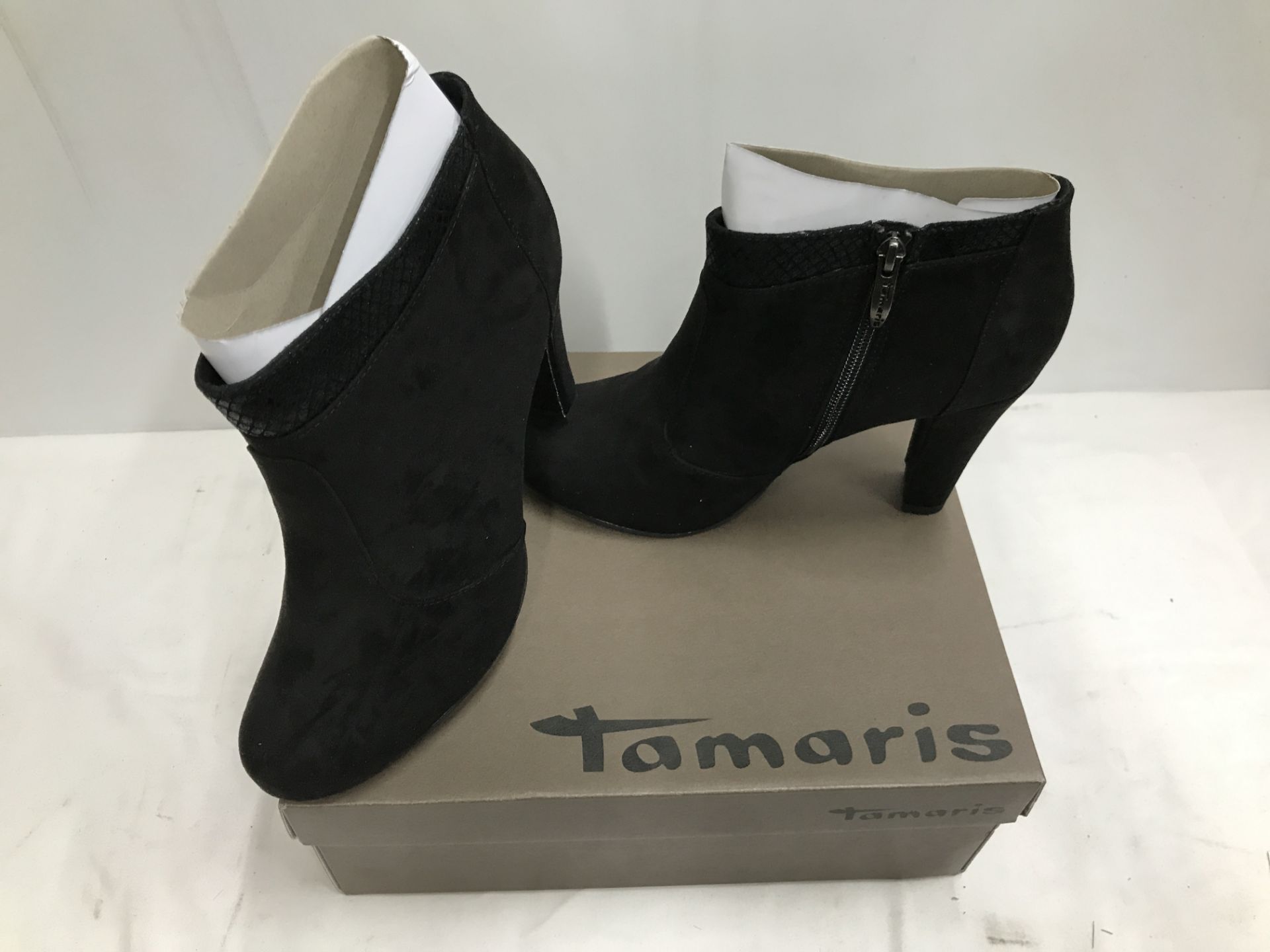 7 x Pairs of Tamaris Ladies Shoes - Image 6 of 7