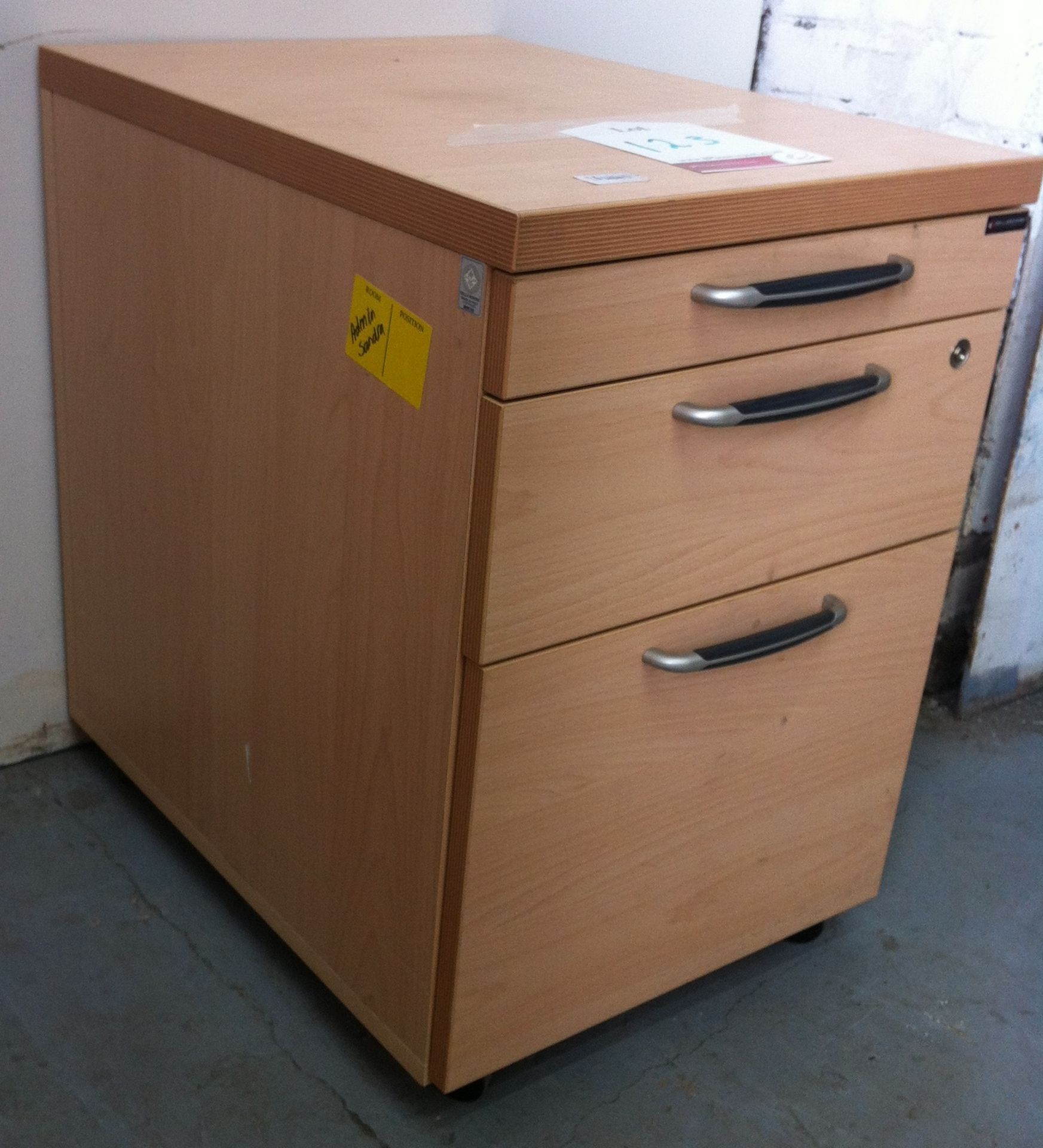 3 Drawer wooden Filing Cabinet - Image 2 of 2