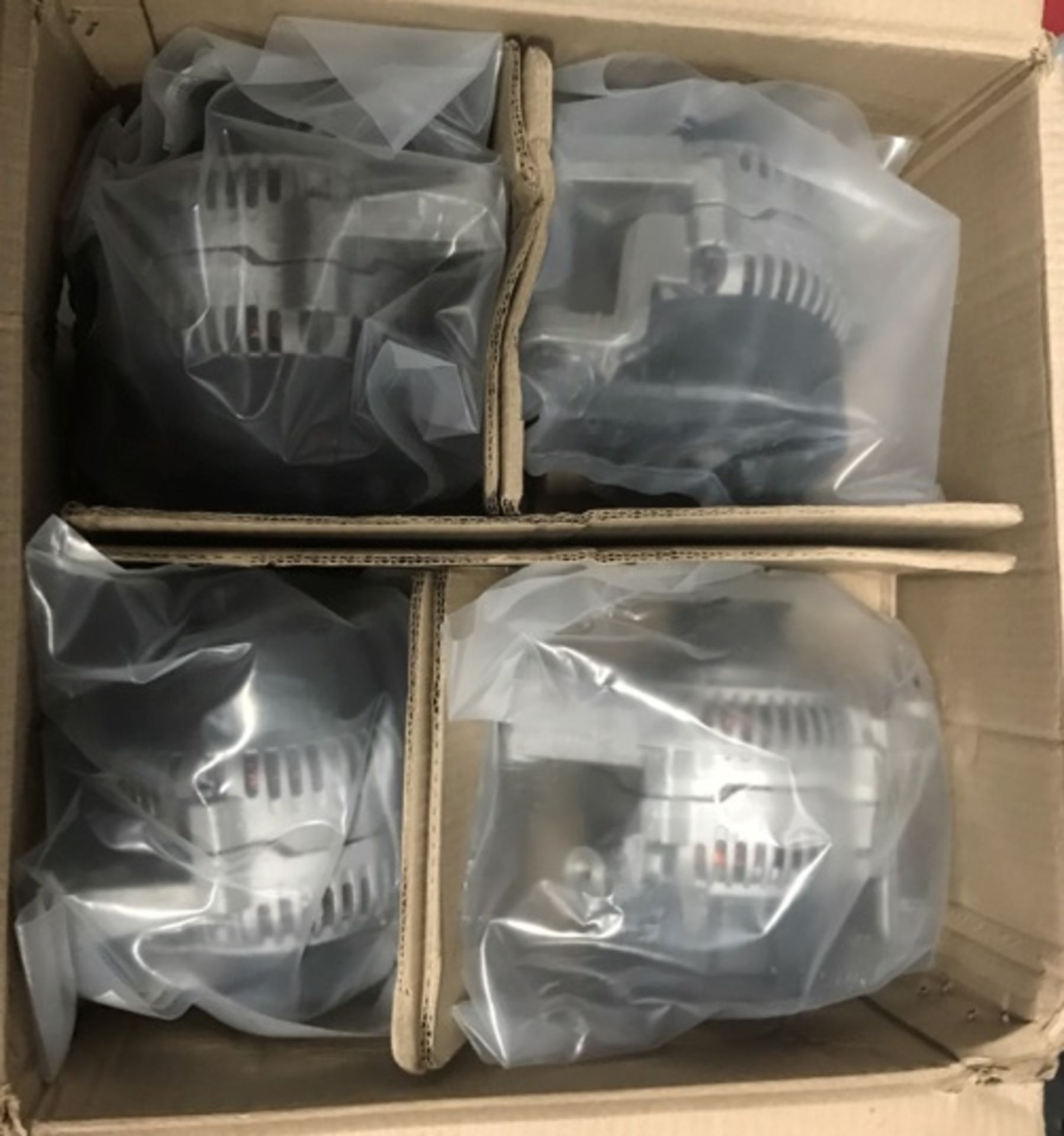 4 x Lucas Alternators LRB00404