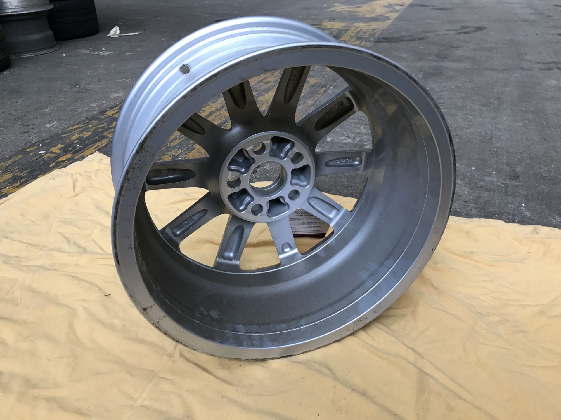 3 x Toyota/Lexus 17" Alloys - Image 2 of 2