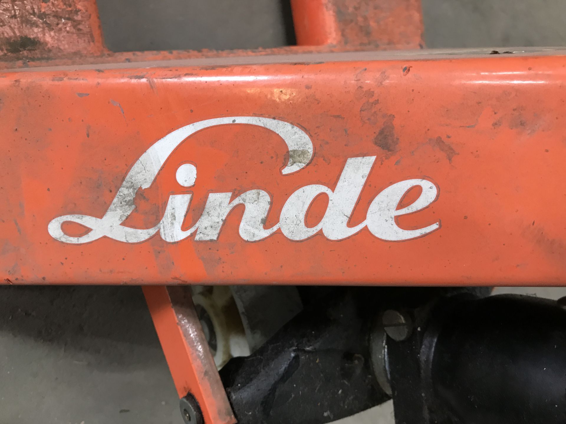 Linde Hand Hydraulic Pallet Truck - Image 2 of 3