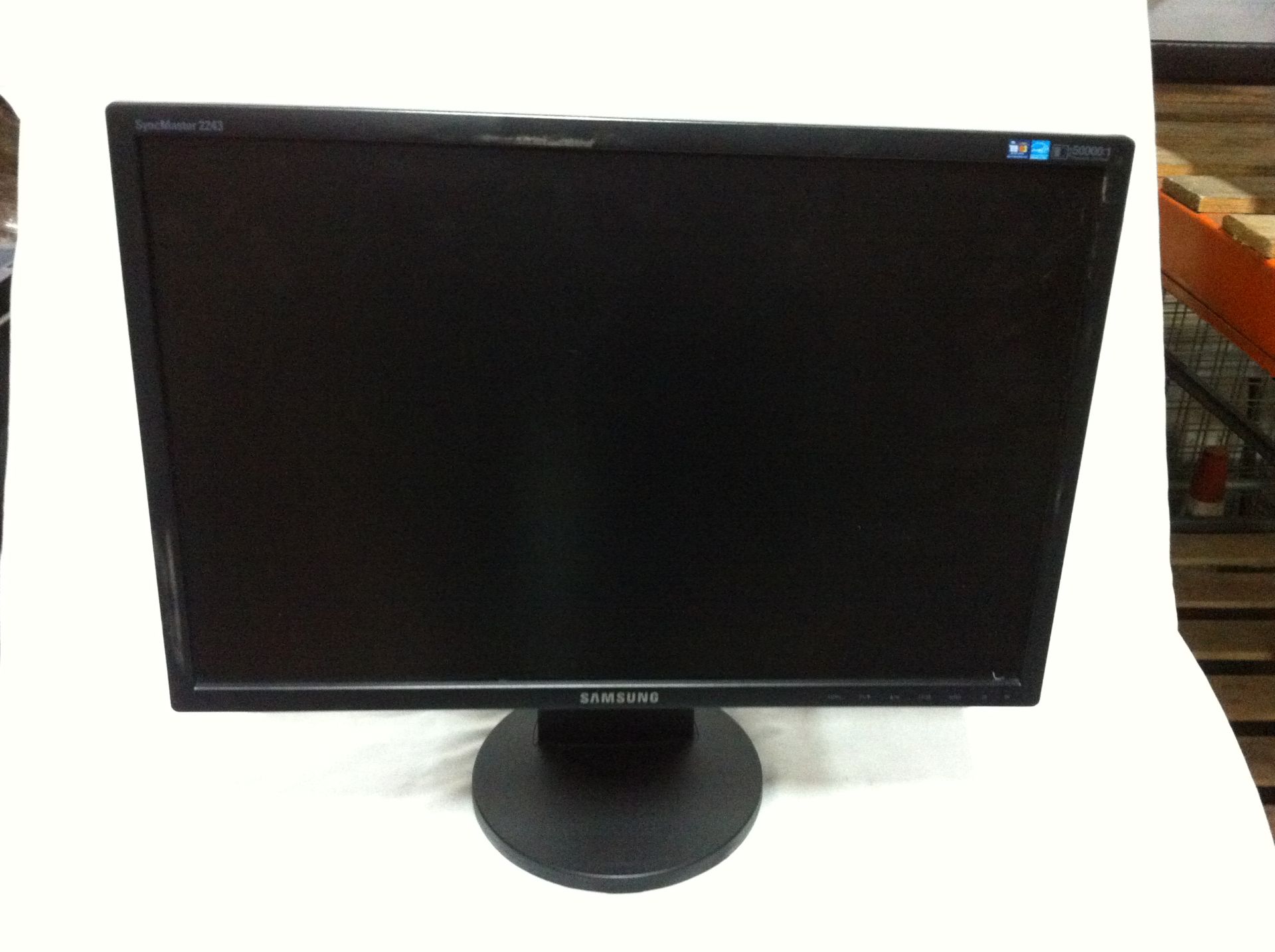 8x Dell/Samsung Computer Monitors. - Image 2 of 2
