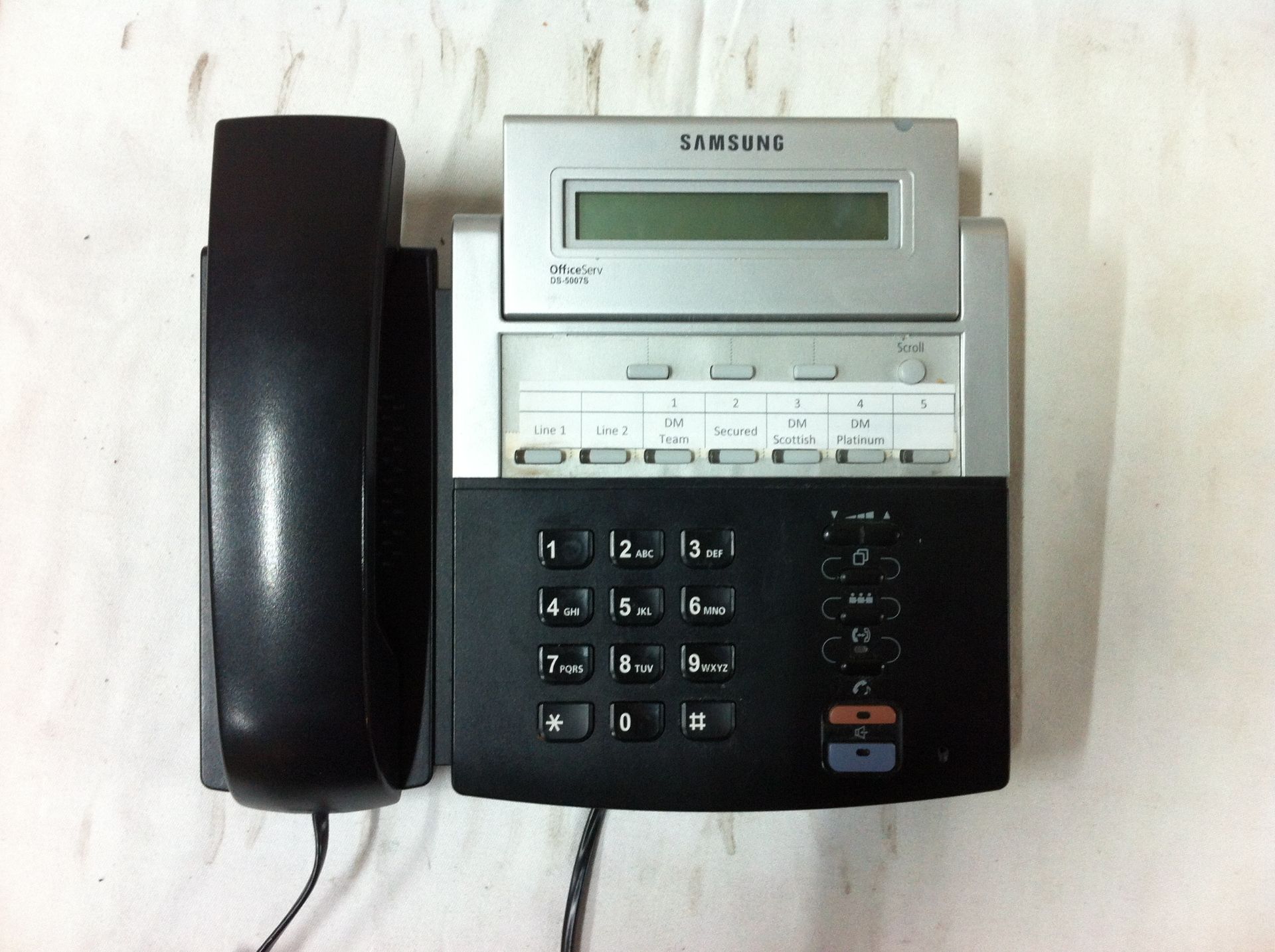 9x Samsung OfficeServ DS-5007S Office Phones.