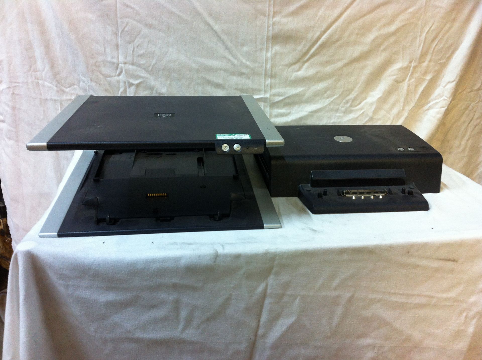 6x Dell D-docks.