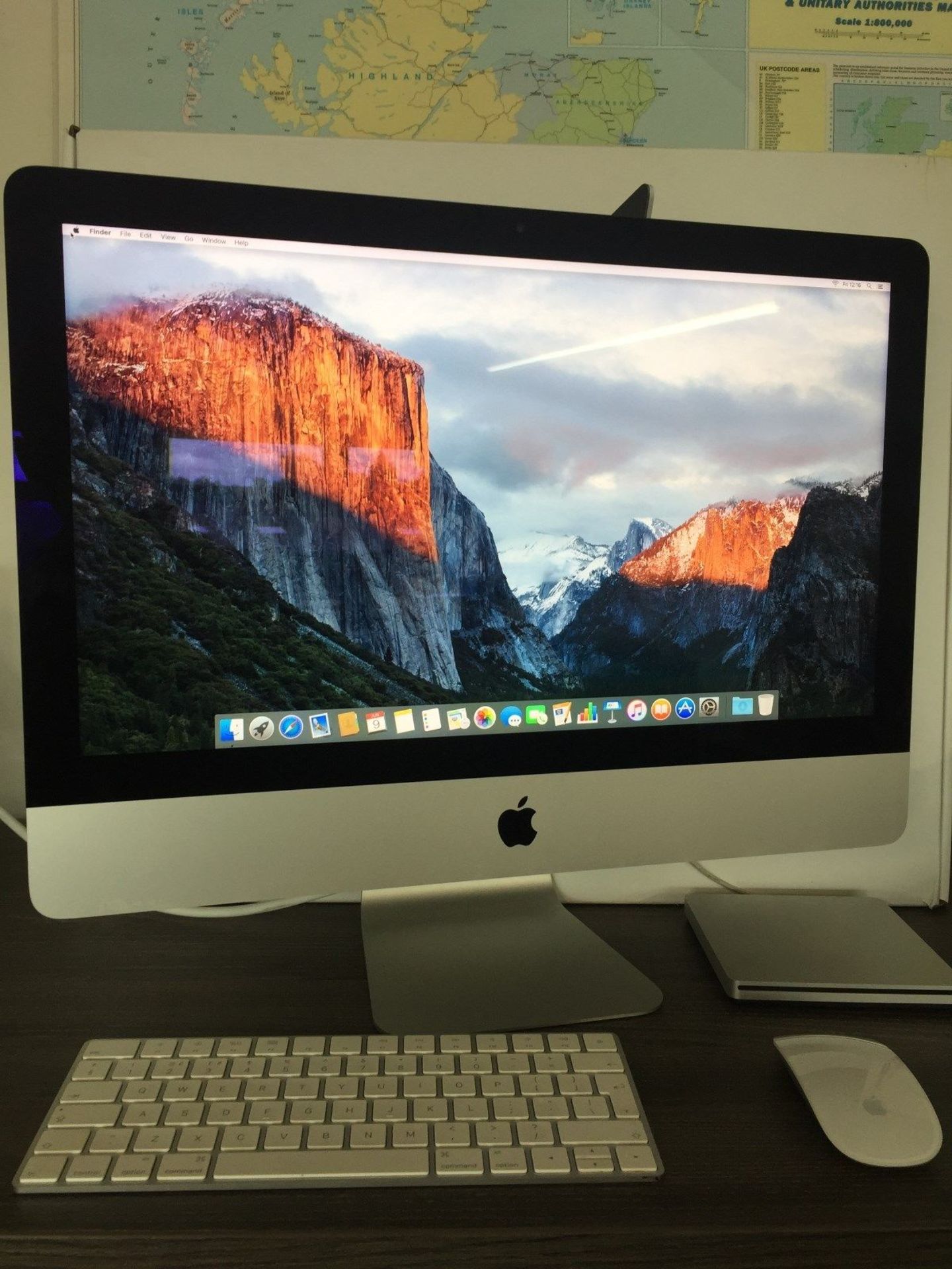 Apple iMac with 4K Retina display (21.5-inch, Late 2015) 1TB Hard Drive 8 GB Ram