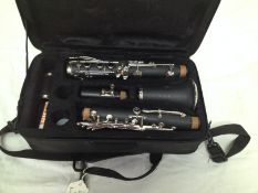 Artemis Clarinet in Black with Black Fabric Case