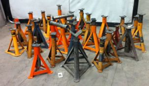 Pallet Consisting of Large Quantity of Axle Stands