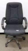 4x Executive Office Chairs in Grey Cloth