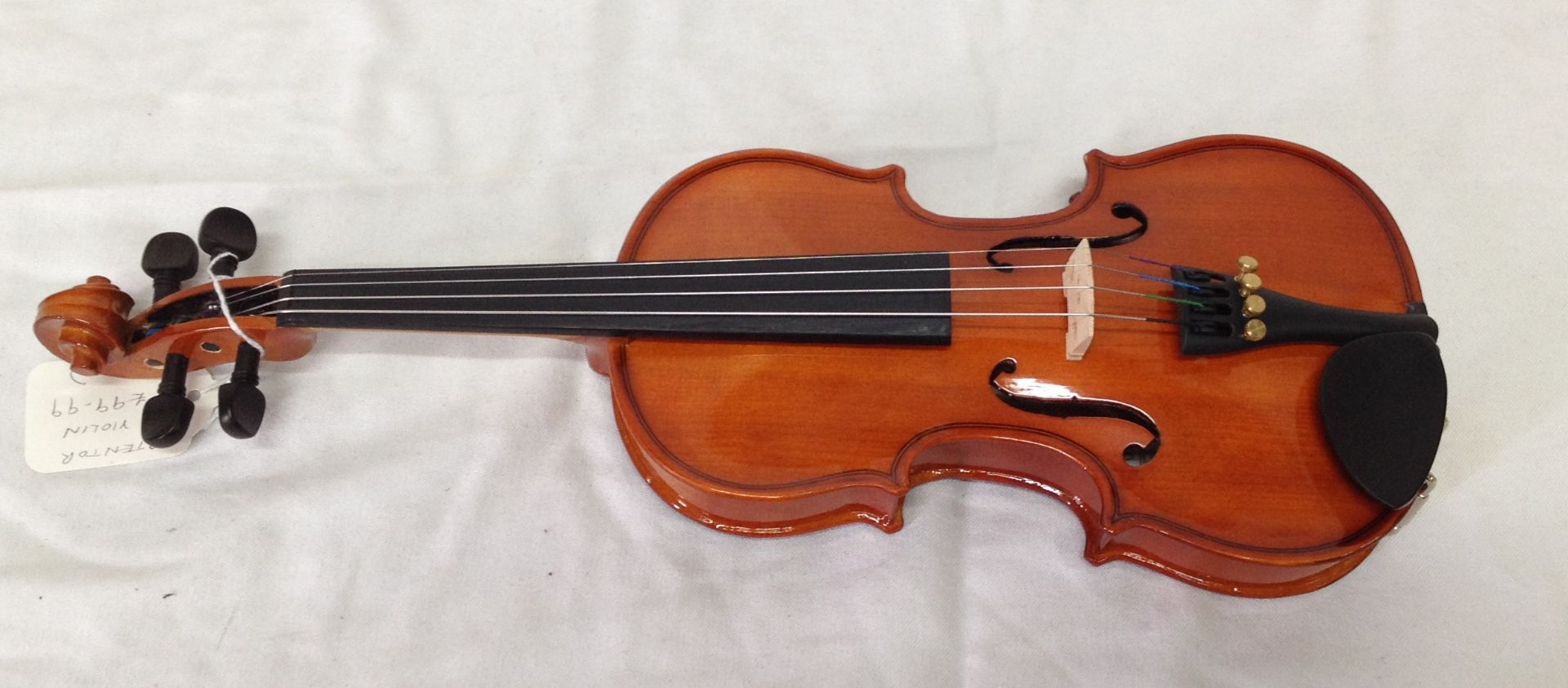 Stentor 4 String Classic Student Violin with Bow and Hard Case - Image 5 of 5