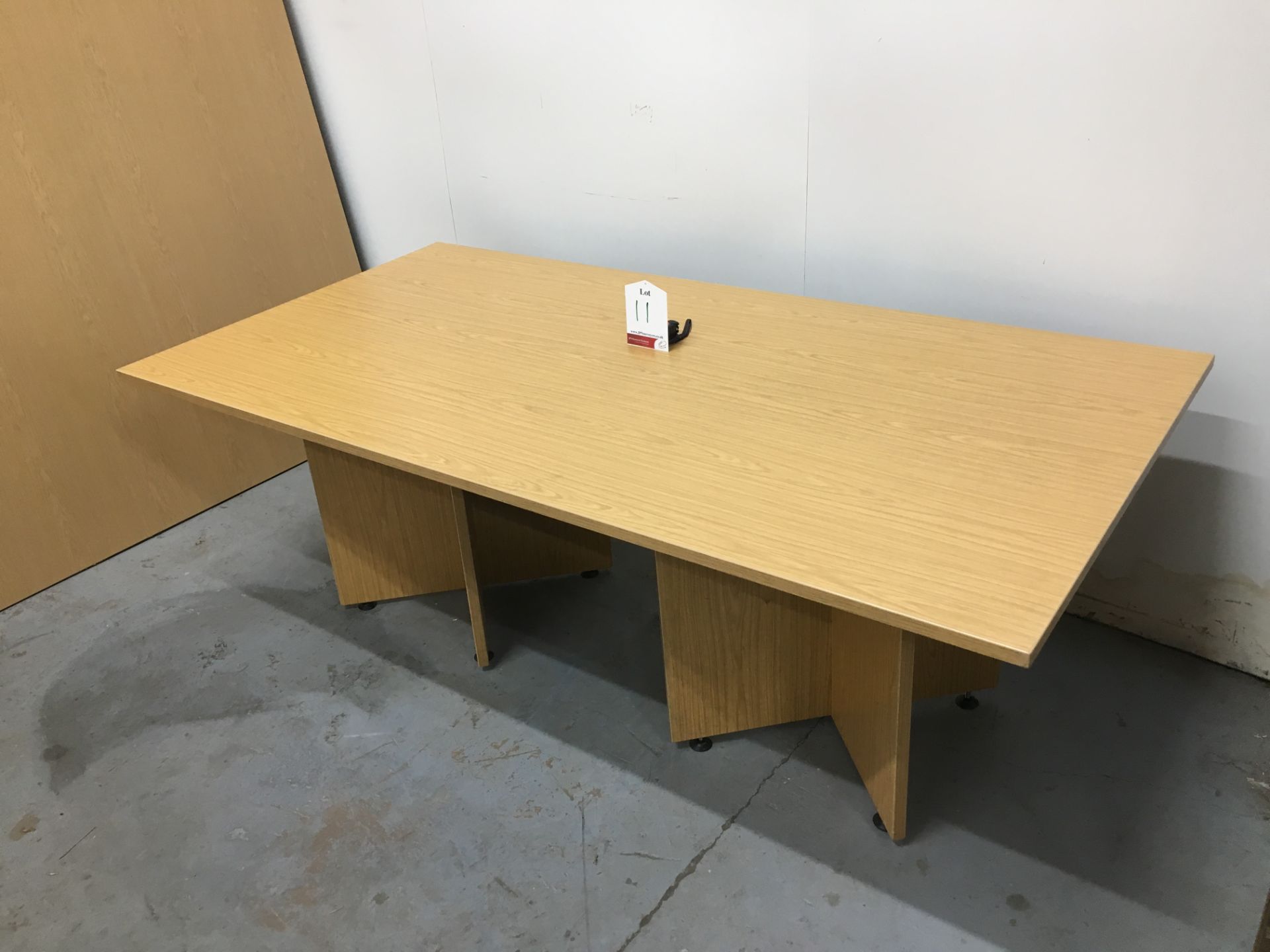 Office Desk in Light Oak Finish - Image 2 of 2