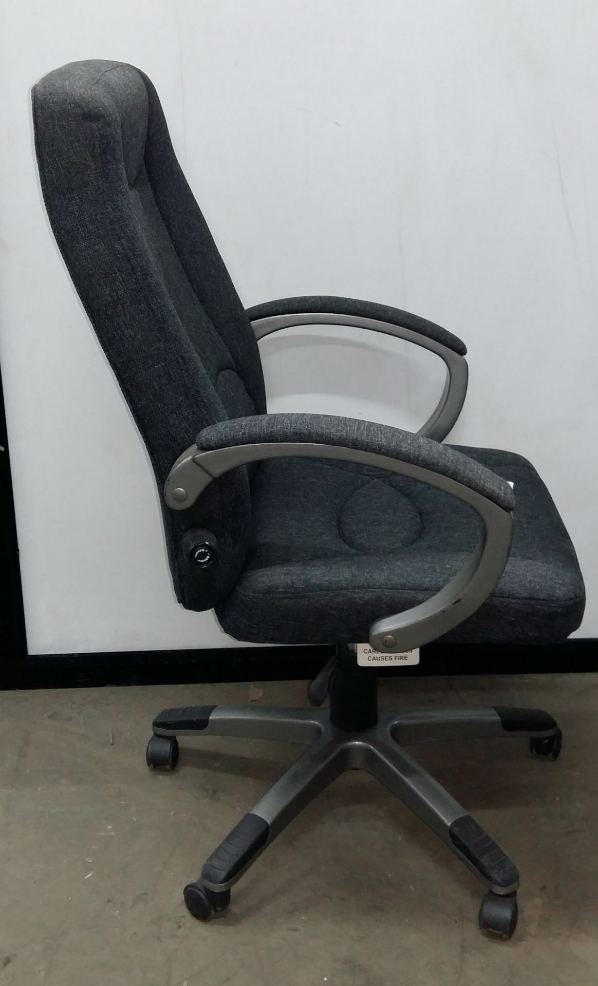 4x Executive Office Chairs in Grey Cloth - Image 2 of 2