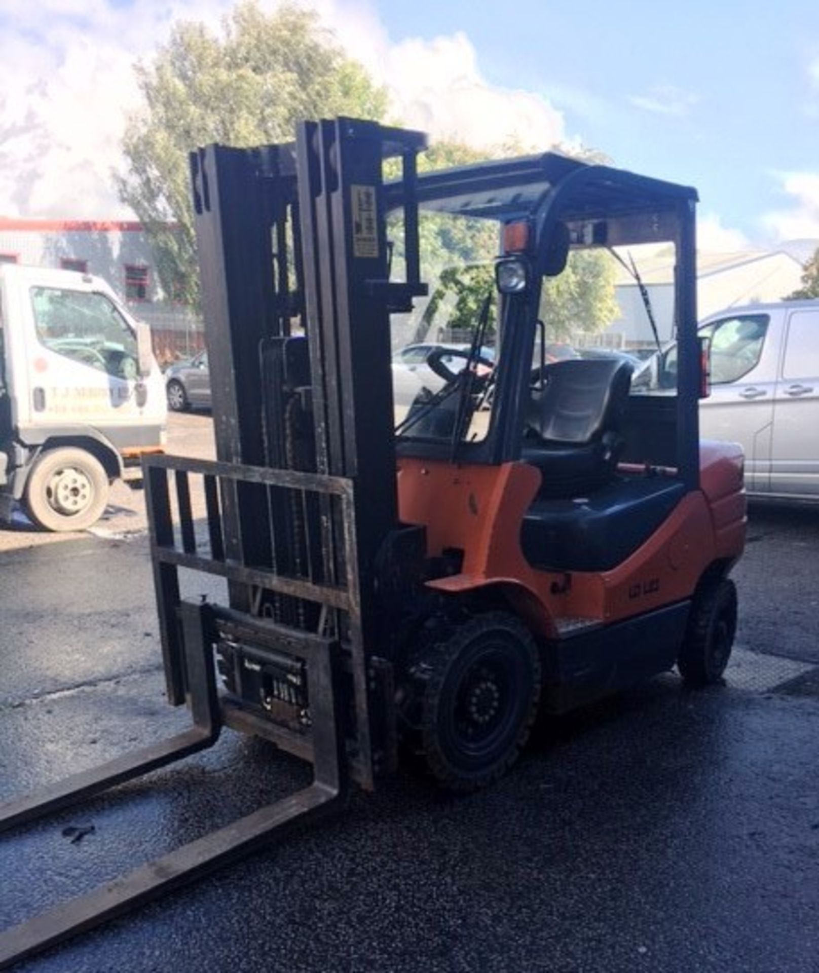 Feeler FD25 2.5T Diesel Forklift Truck - YOM: 2014 - Image 10 of 18