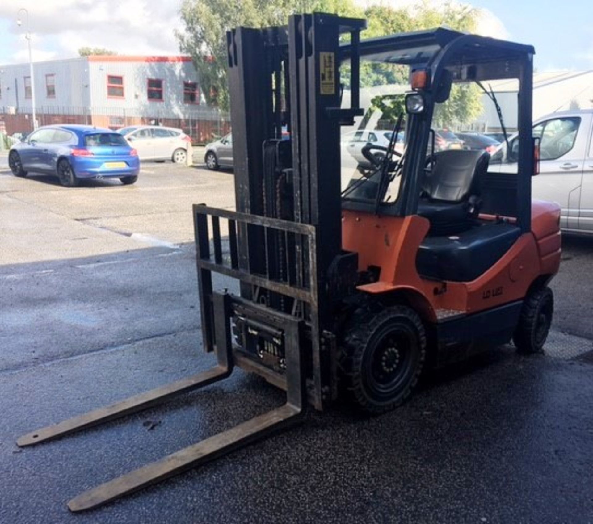 Feeler FD25 2.5T Diesel Forklift Truck - YOM: 2014 - Image 11 of 18