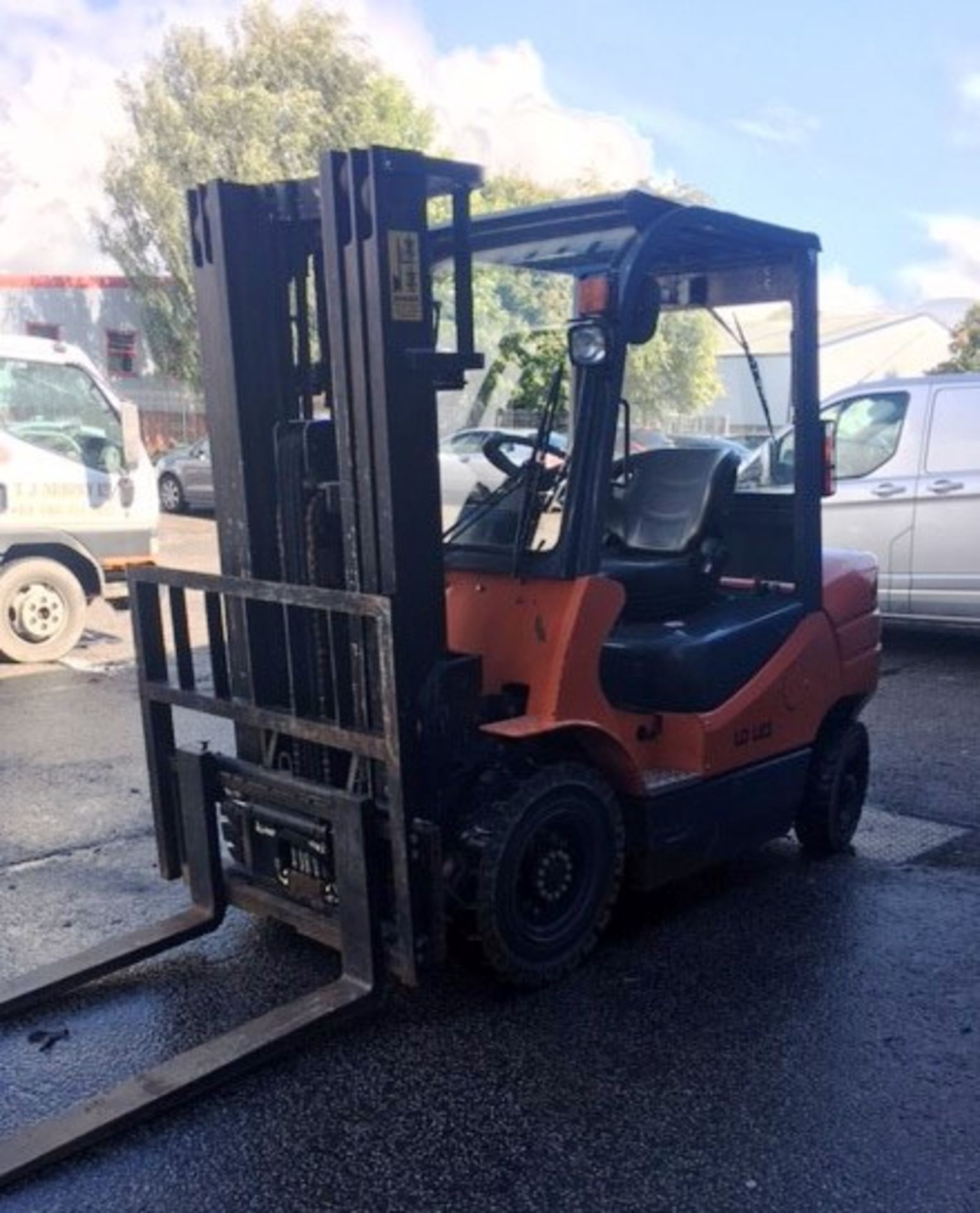 Feeler FD25 2.5T Diesel Forklift Truck - YOM: 2014 - Image 15 of 18