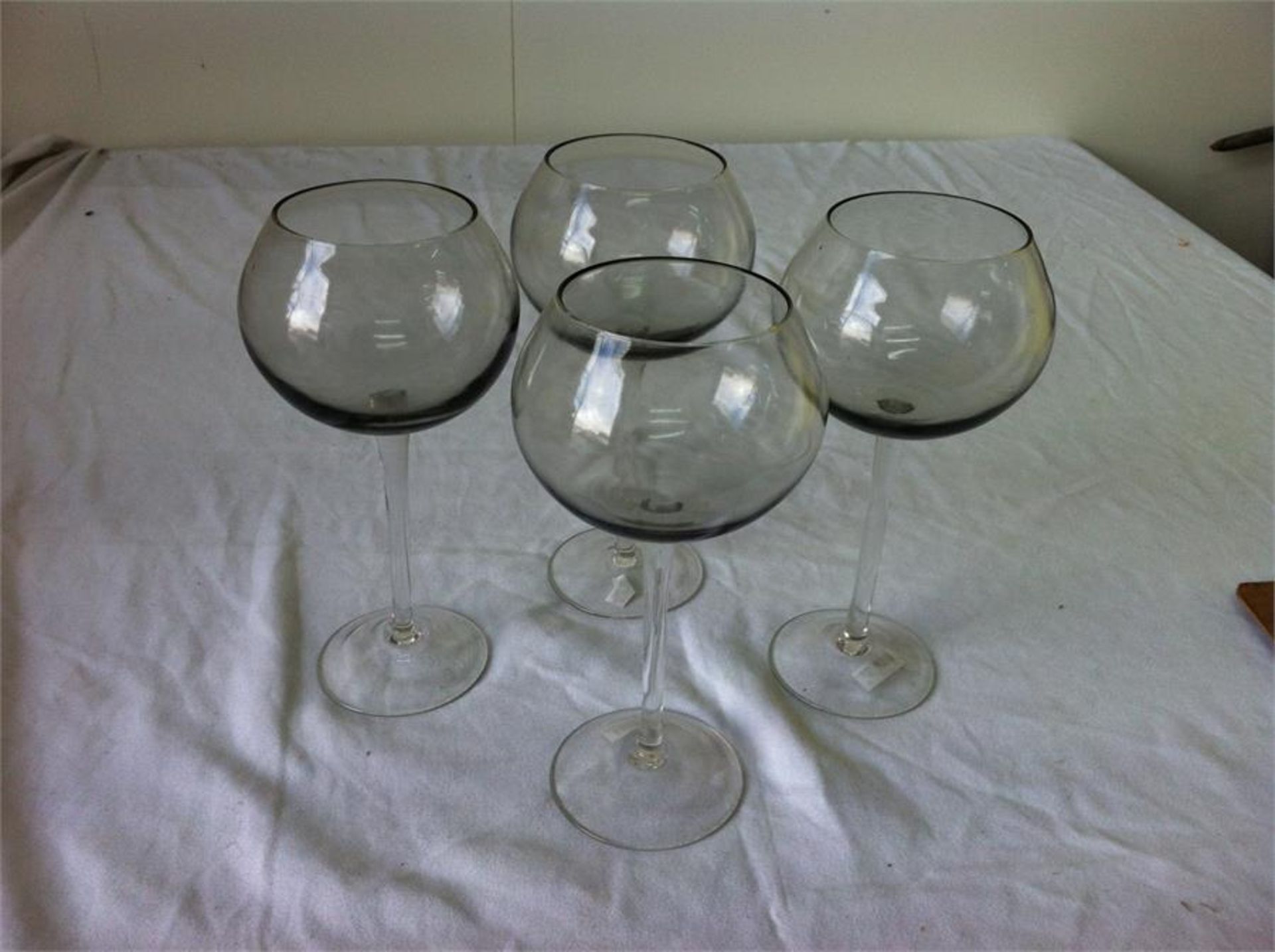 60 x White/red wine/champagne/liquor glasses - Image 3 of 7