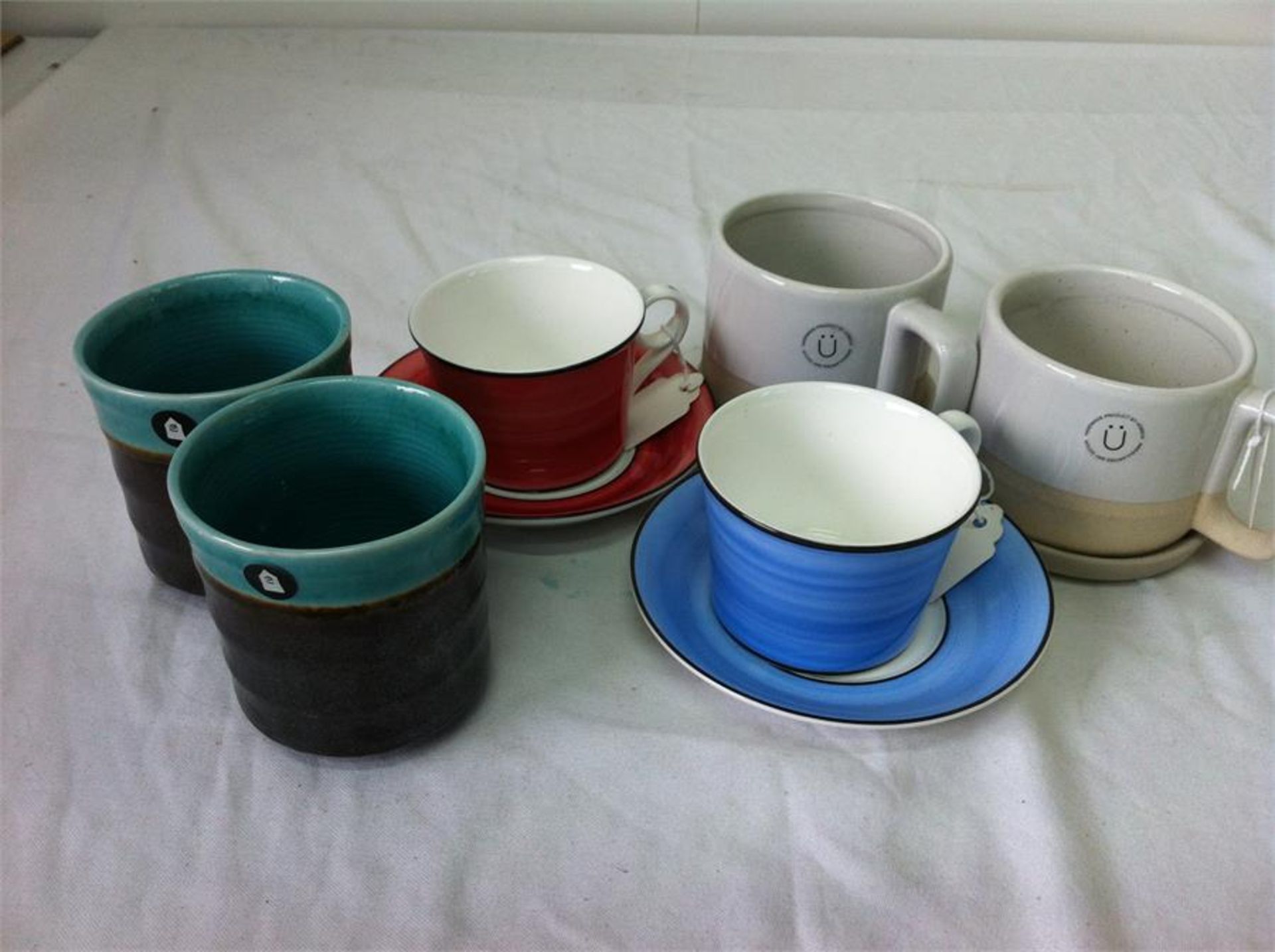 Tea/coffee/sugar caddies - various colours; 3 x large/4 x small teapots, 6 x boxes espresso cups/sau - Image 5 of 7