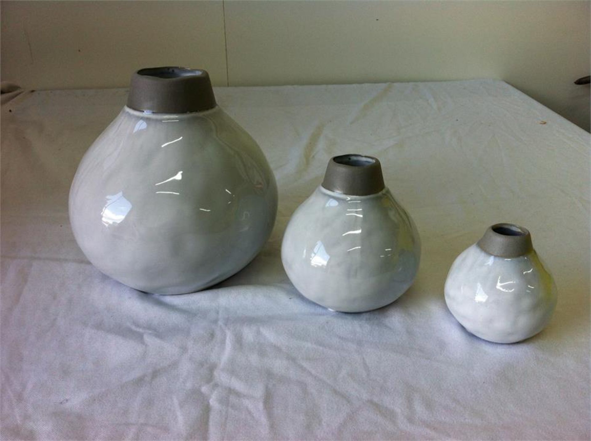 Kitchenware comprises 5 x Nicolas Vahe Espresso Pot/Makers, Ceramic Mother Hen Nest; 2 x Set of 3 Hu - Image 5 of 10