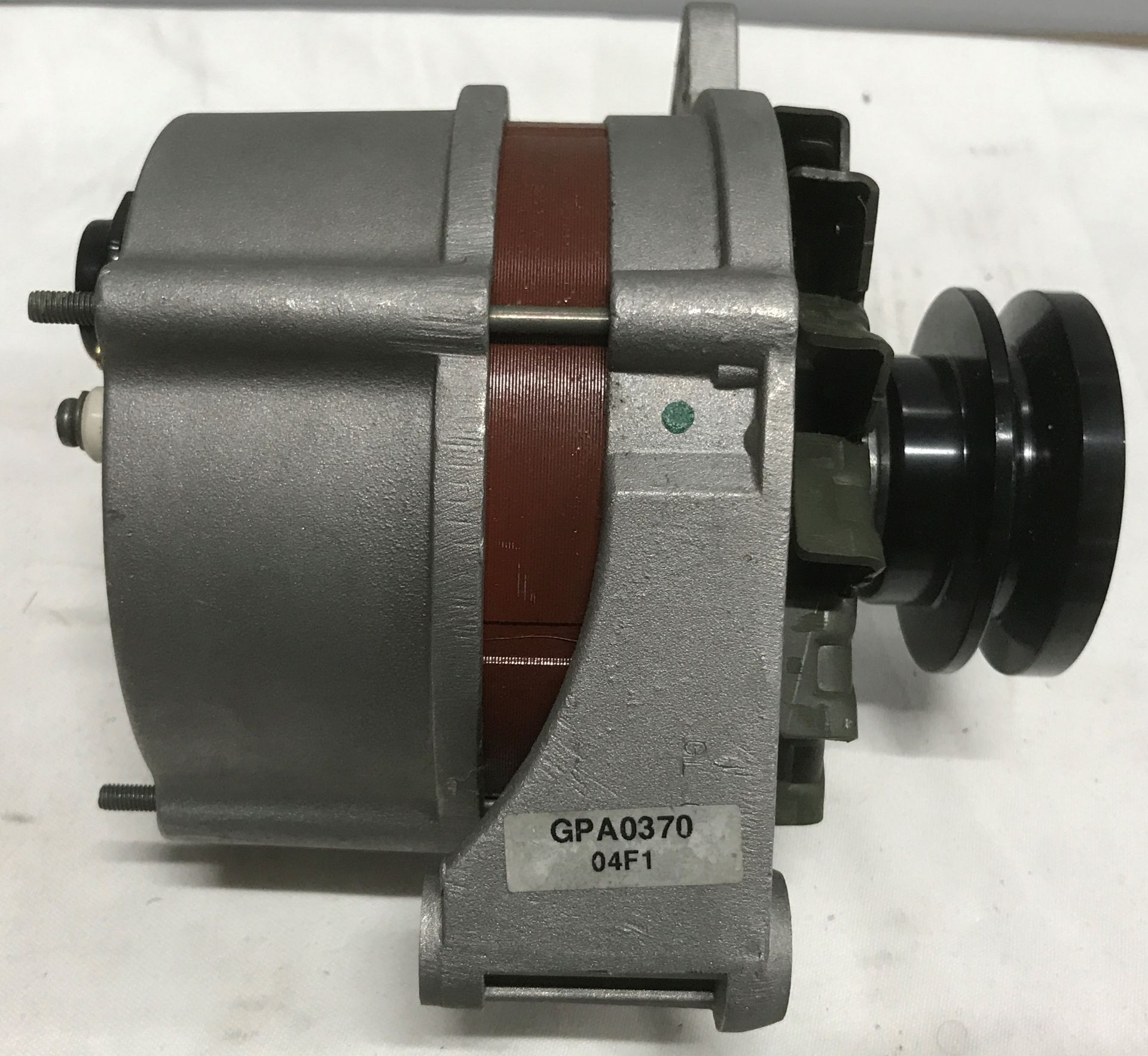 Approximately 304 x Various Starter Motors & Alternators w/ Various Pulleys - Image 10 of 39